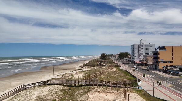 Interligação das passarelas em Balneário Gaivota