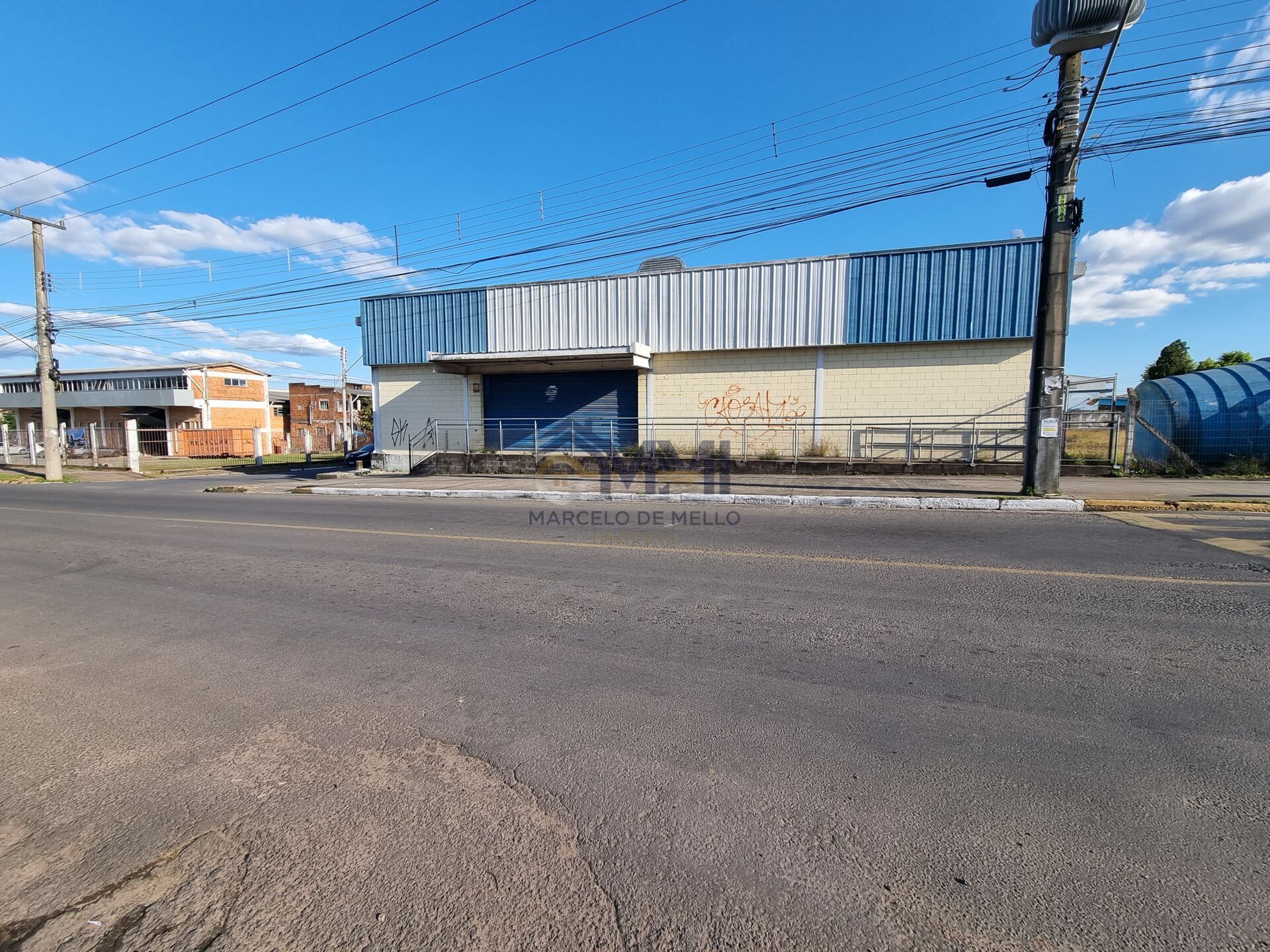 Depósito-Galpão-Armazém para alugar, 862m² - Foto 1