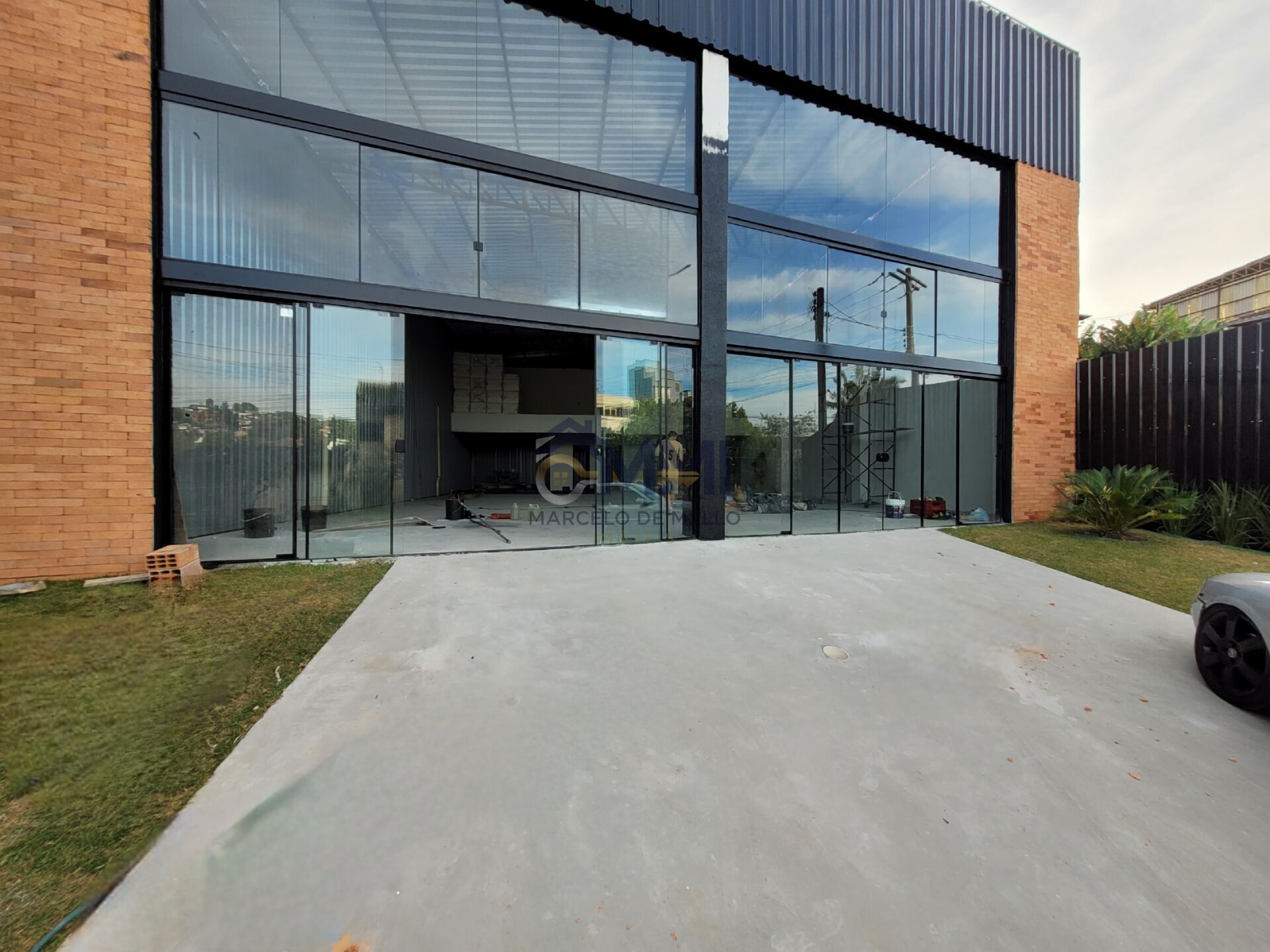 Prédio Inteiro para alugar, 288m² - Foto 2