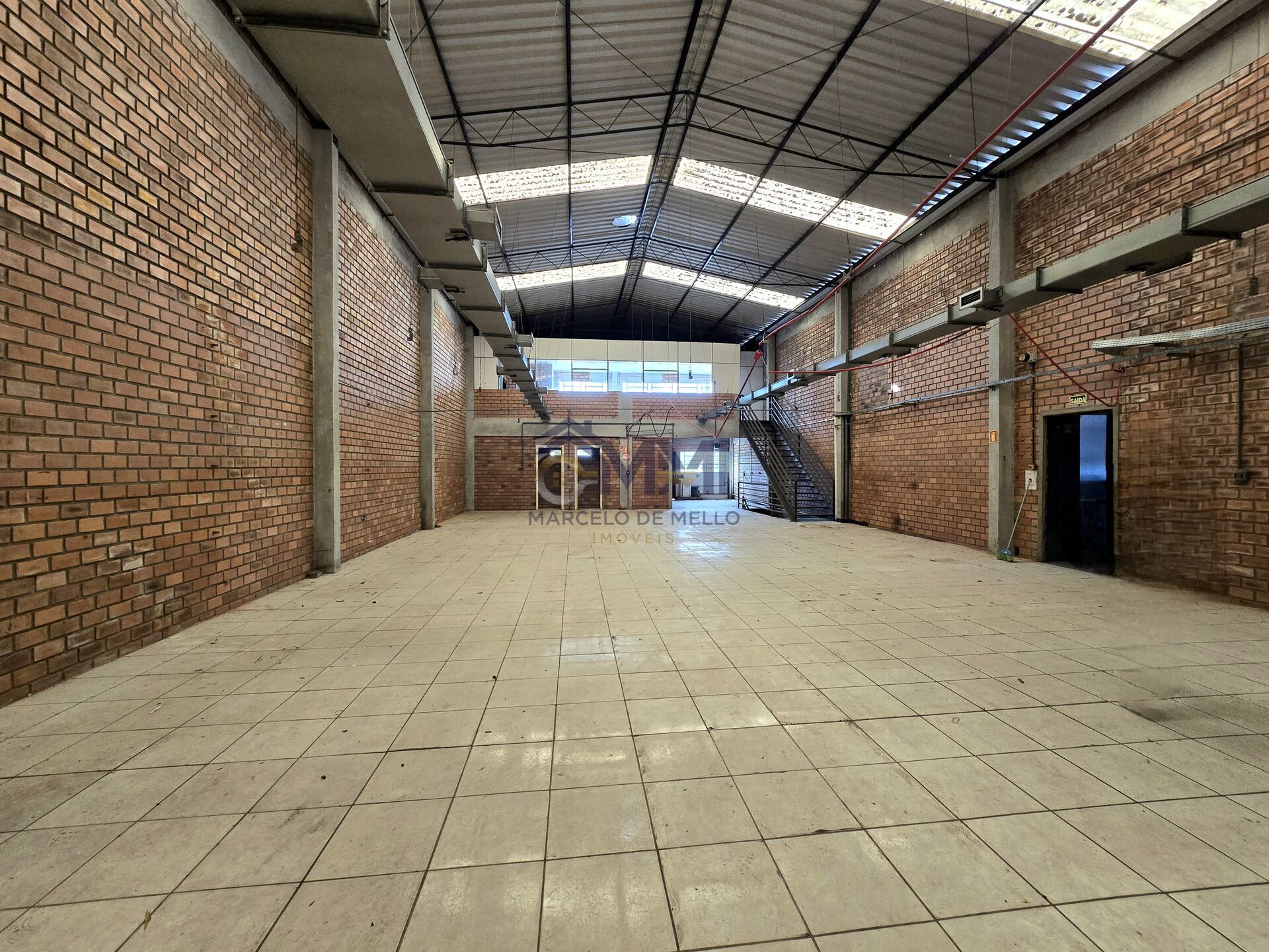 Prédio Inteiro para alugar, 814m² - Foto 2