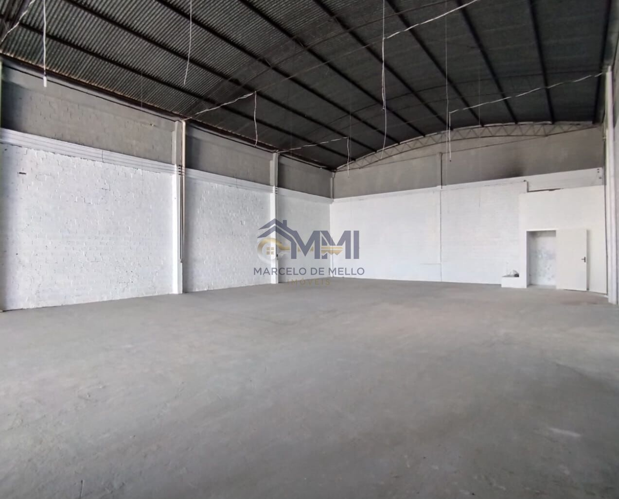Depósito-Galpão-Armazém para alugar, 347m² - Foto 3