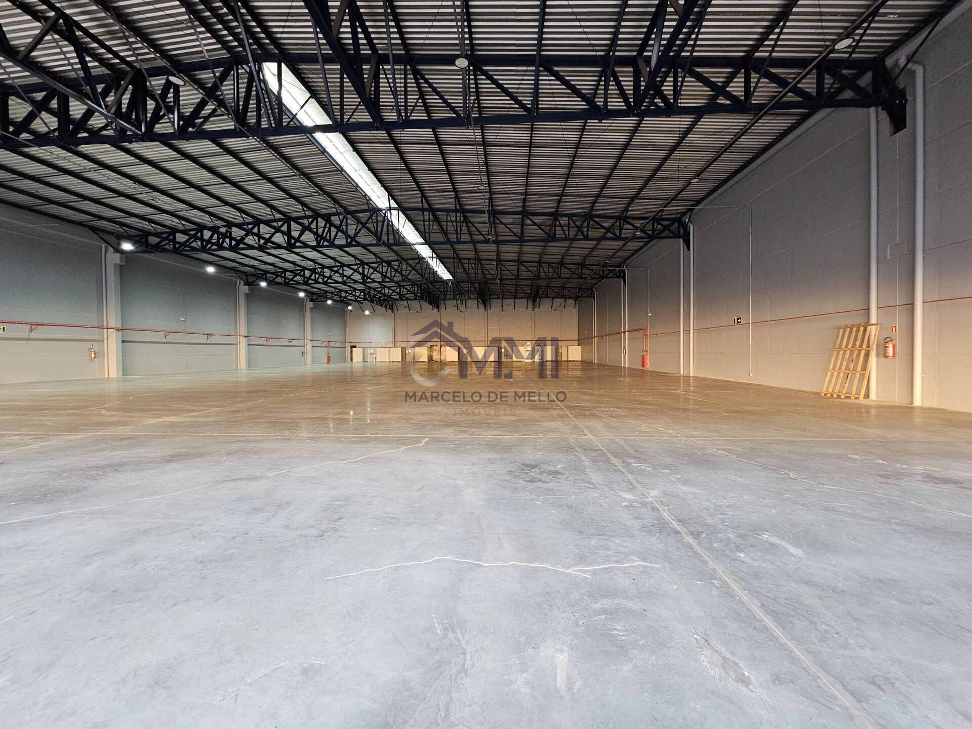 Depósito-Galpão, 840 m² - Foto 2