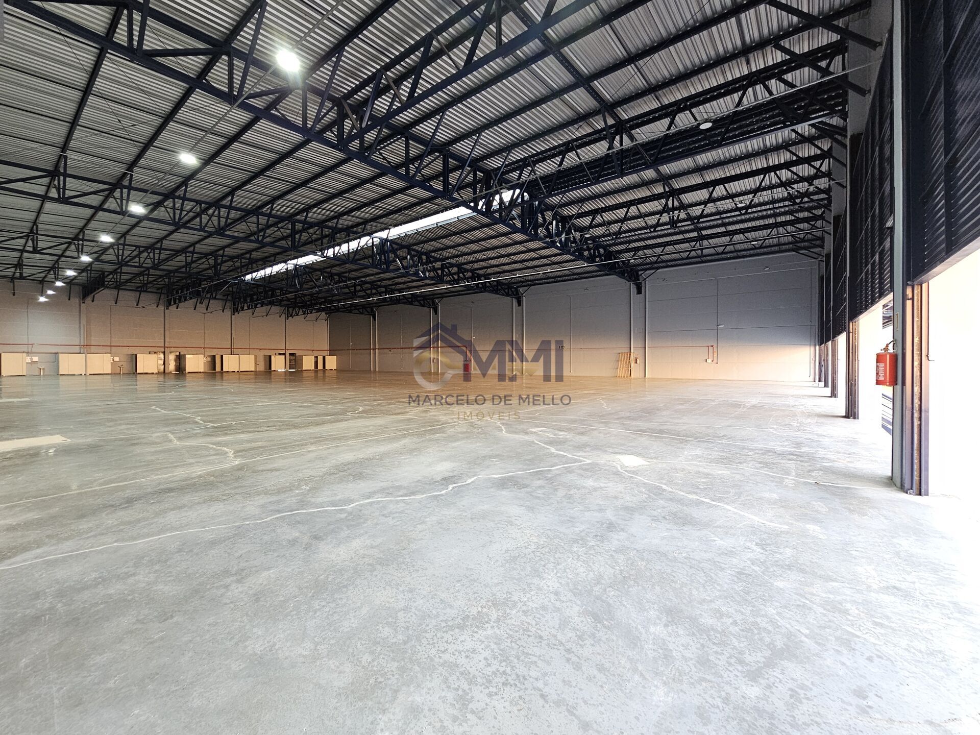 Depósito-Galpão, 840 m² - Foto 1