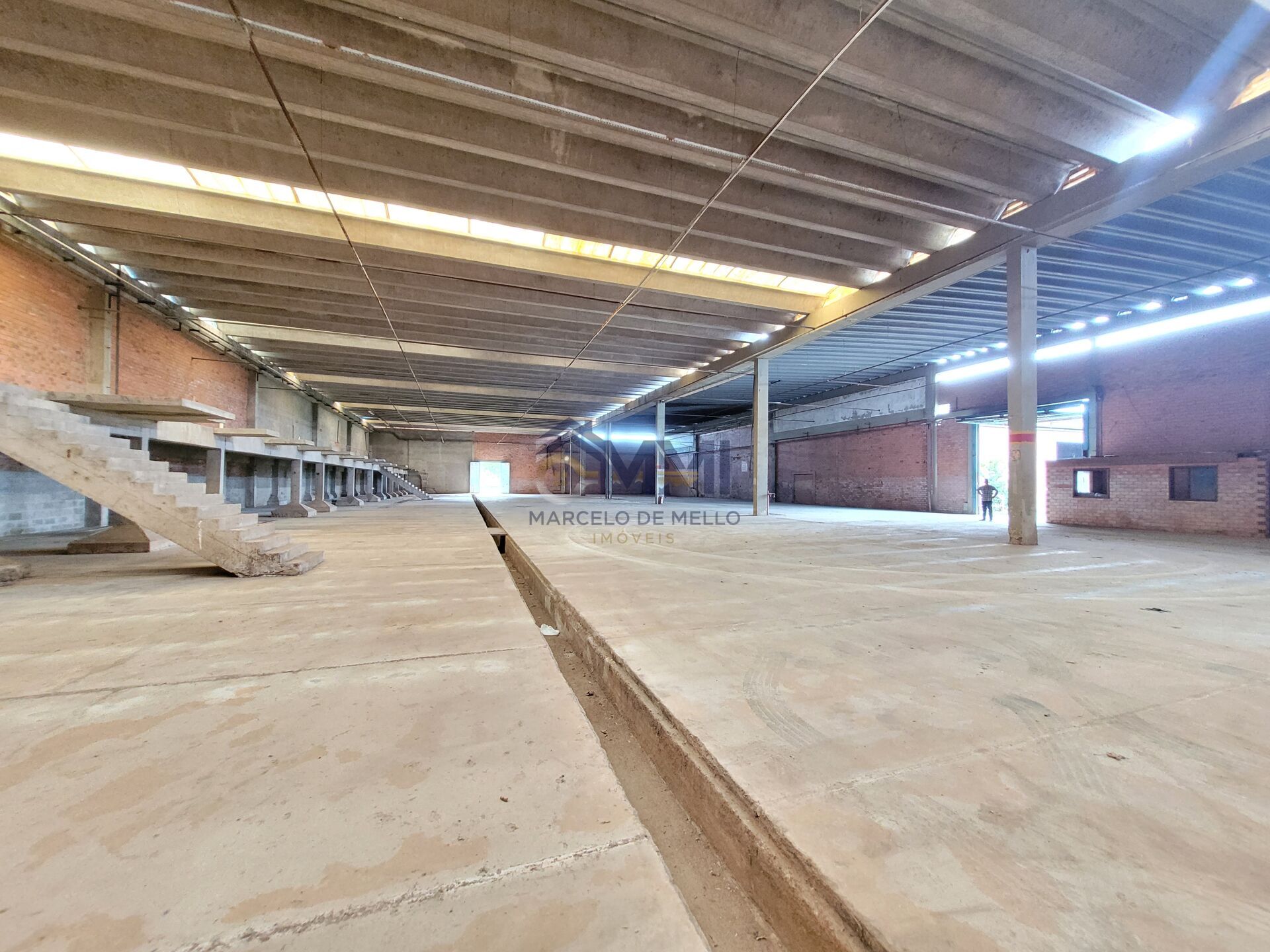 Depósito-Galpão, 4000 m² - Foto 1