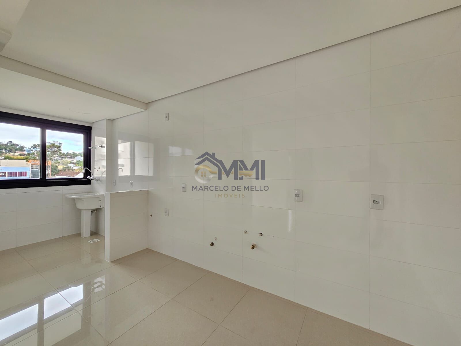 Apartamento à venda com 2 quartos, 79m² - Foto 3