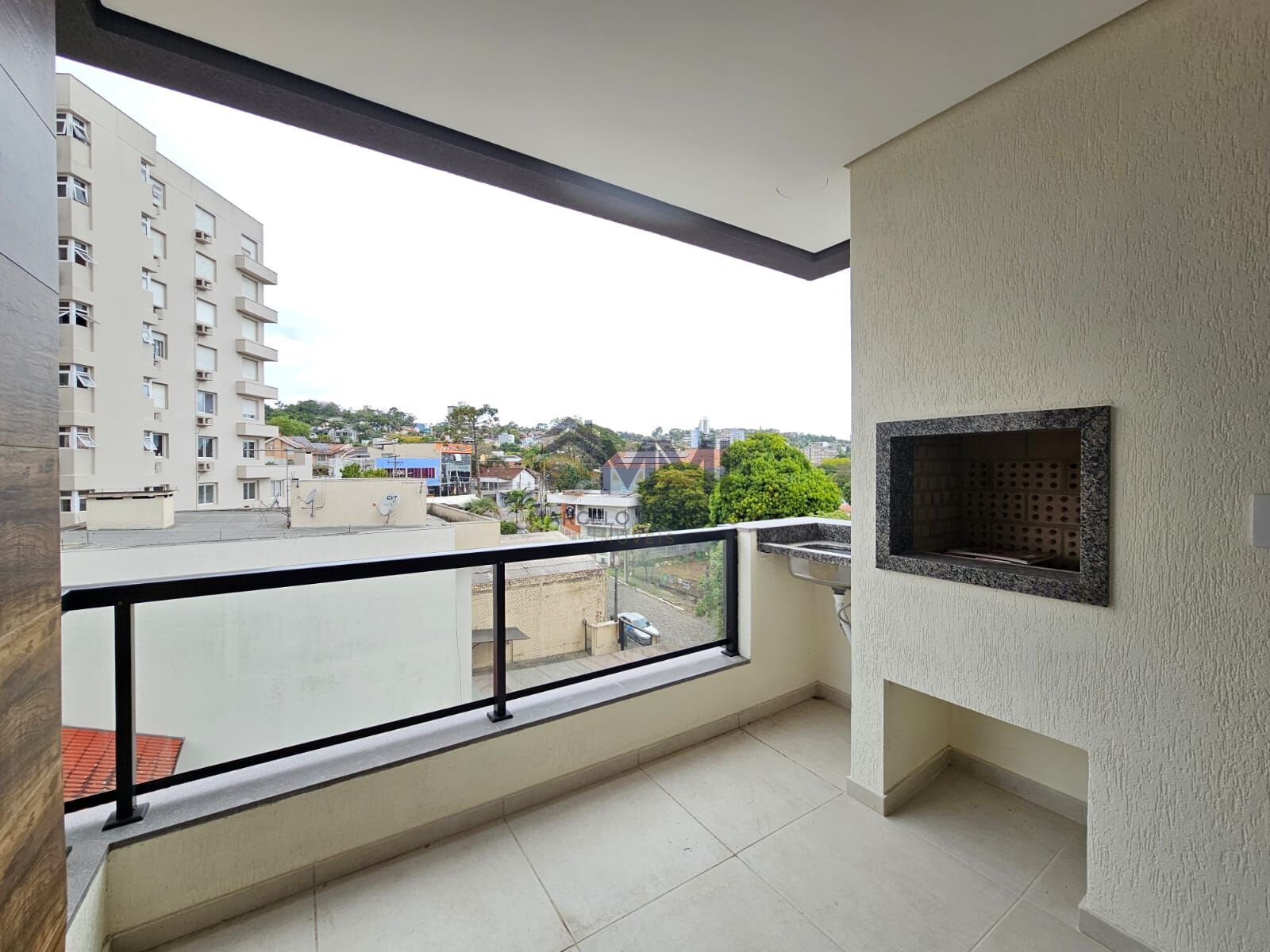 Apartamento à venda com 2 quartos, 79m² - Foto 2