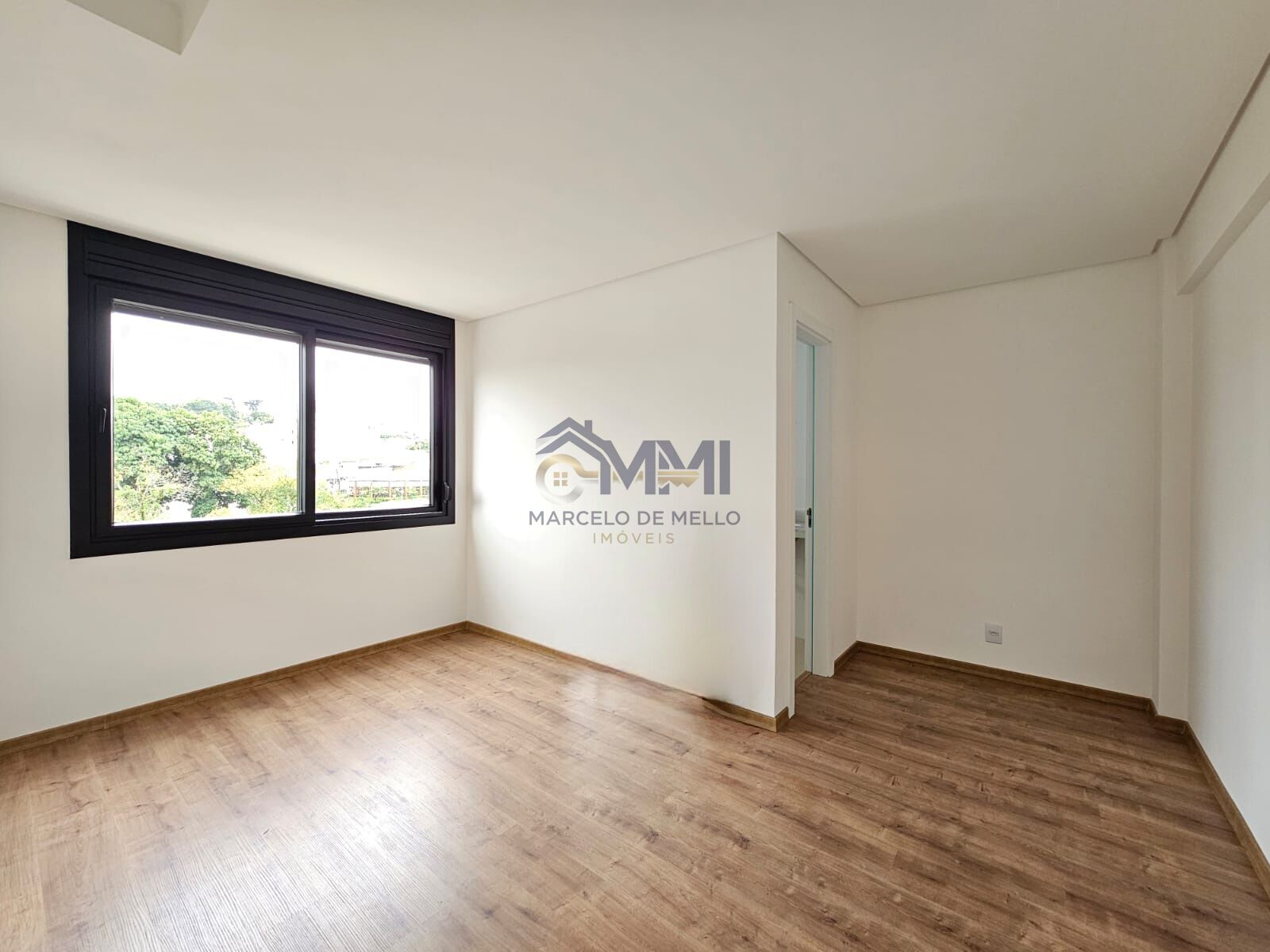 Apartamento à venda com 2 quartos, 79m² - Foto 5