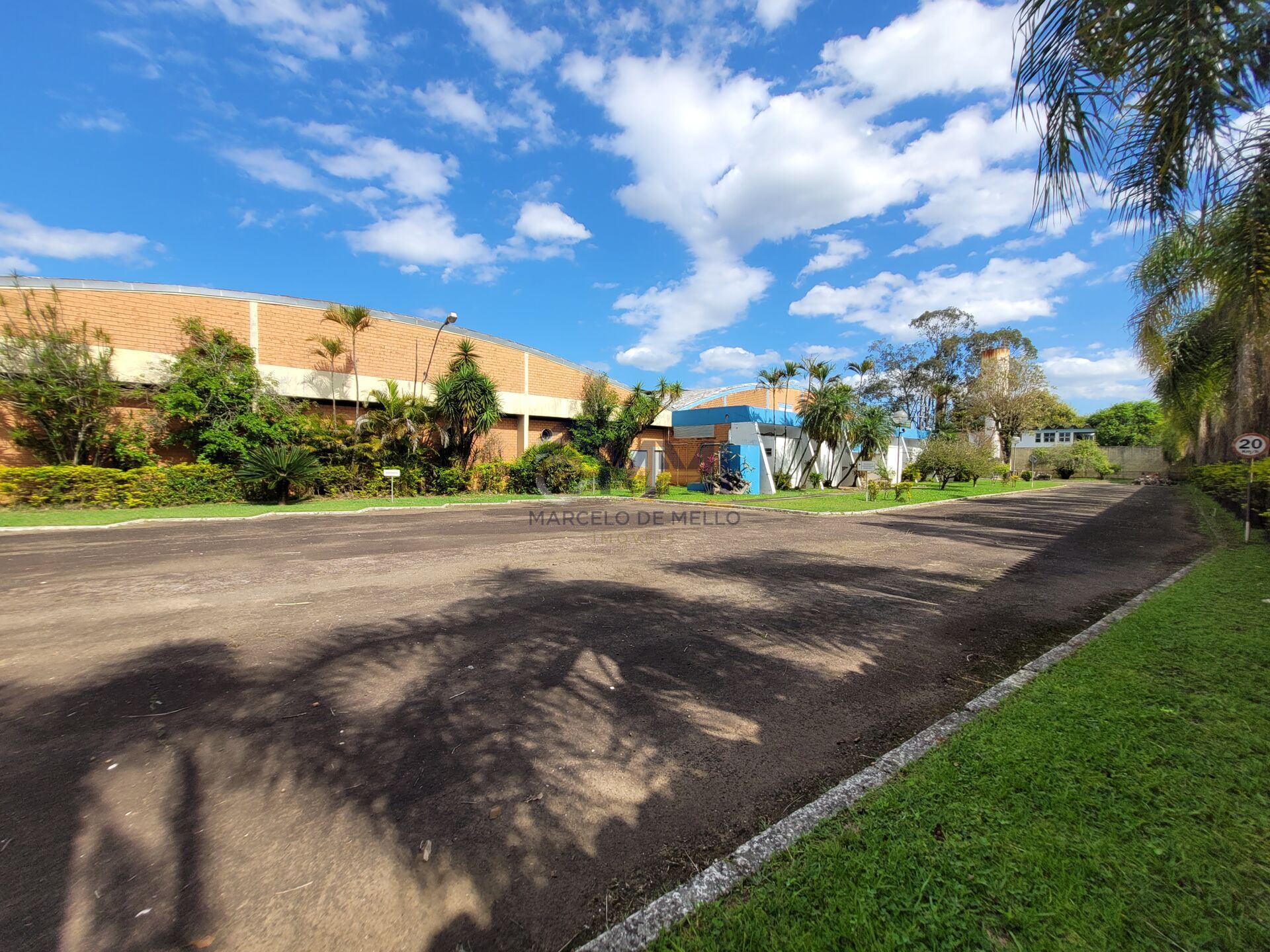 Depósito-Galpão, 10830 m² - Foto 2