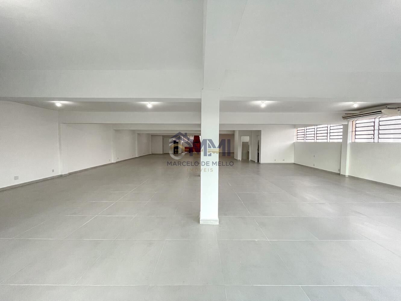 Prédio Inteiro para alugar, 355m² - Foto 3