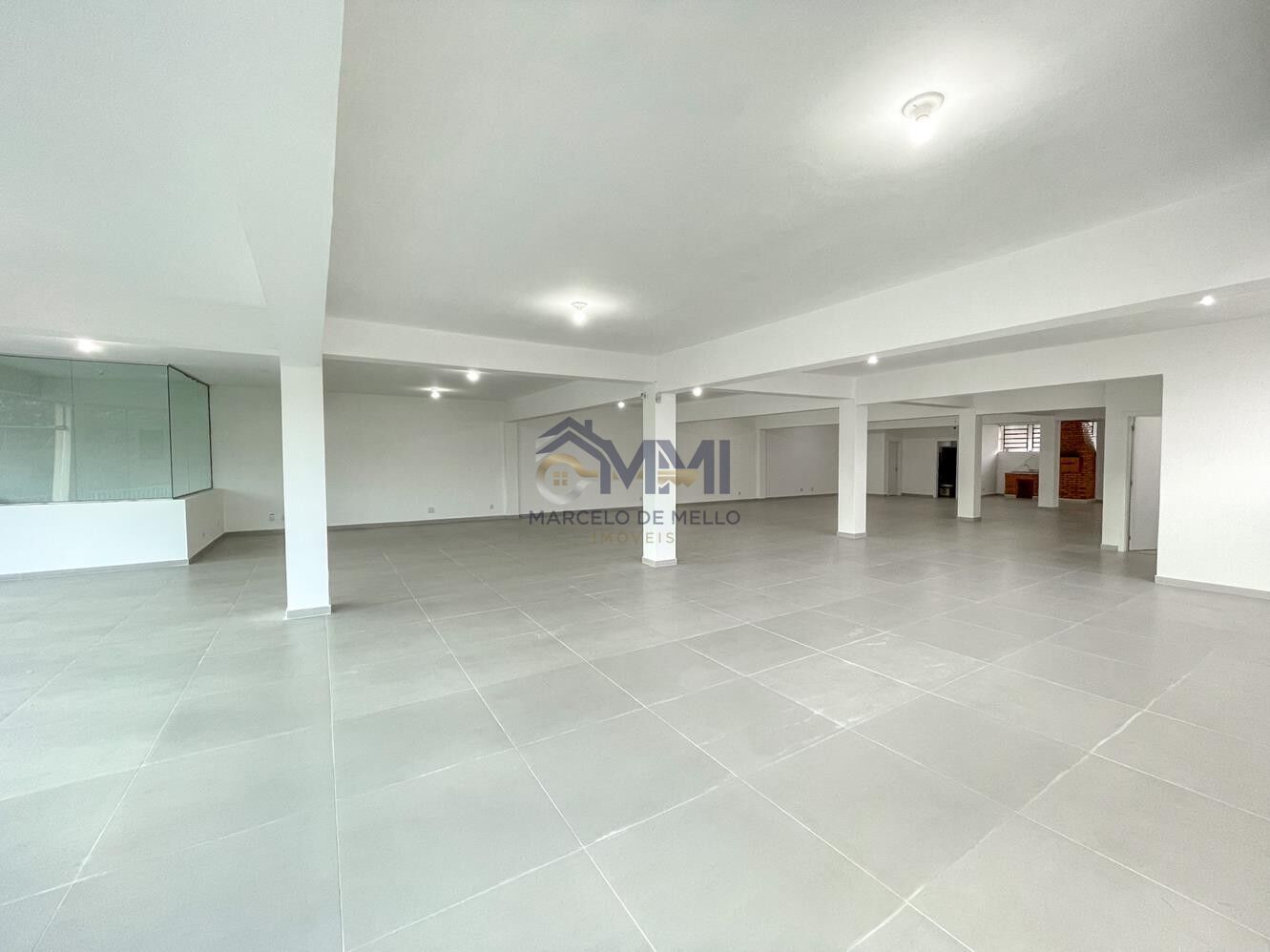 Prédio Inteiro para alugar, 355m² - Foto 2