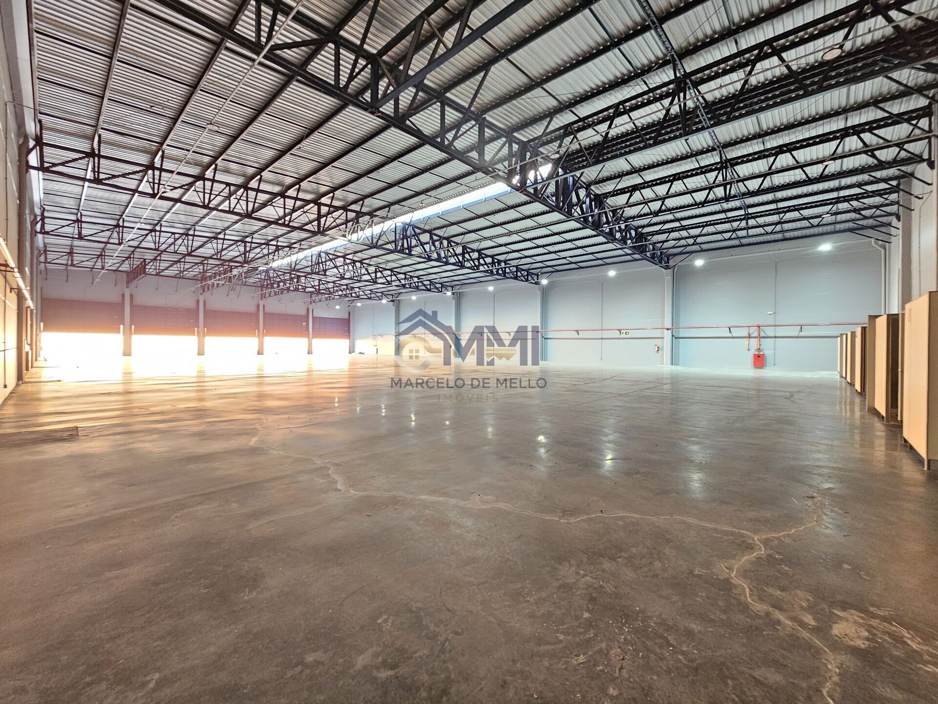 Depósito-Galpão-Armazém para alugar, 2100m² - Foto 7