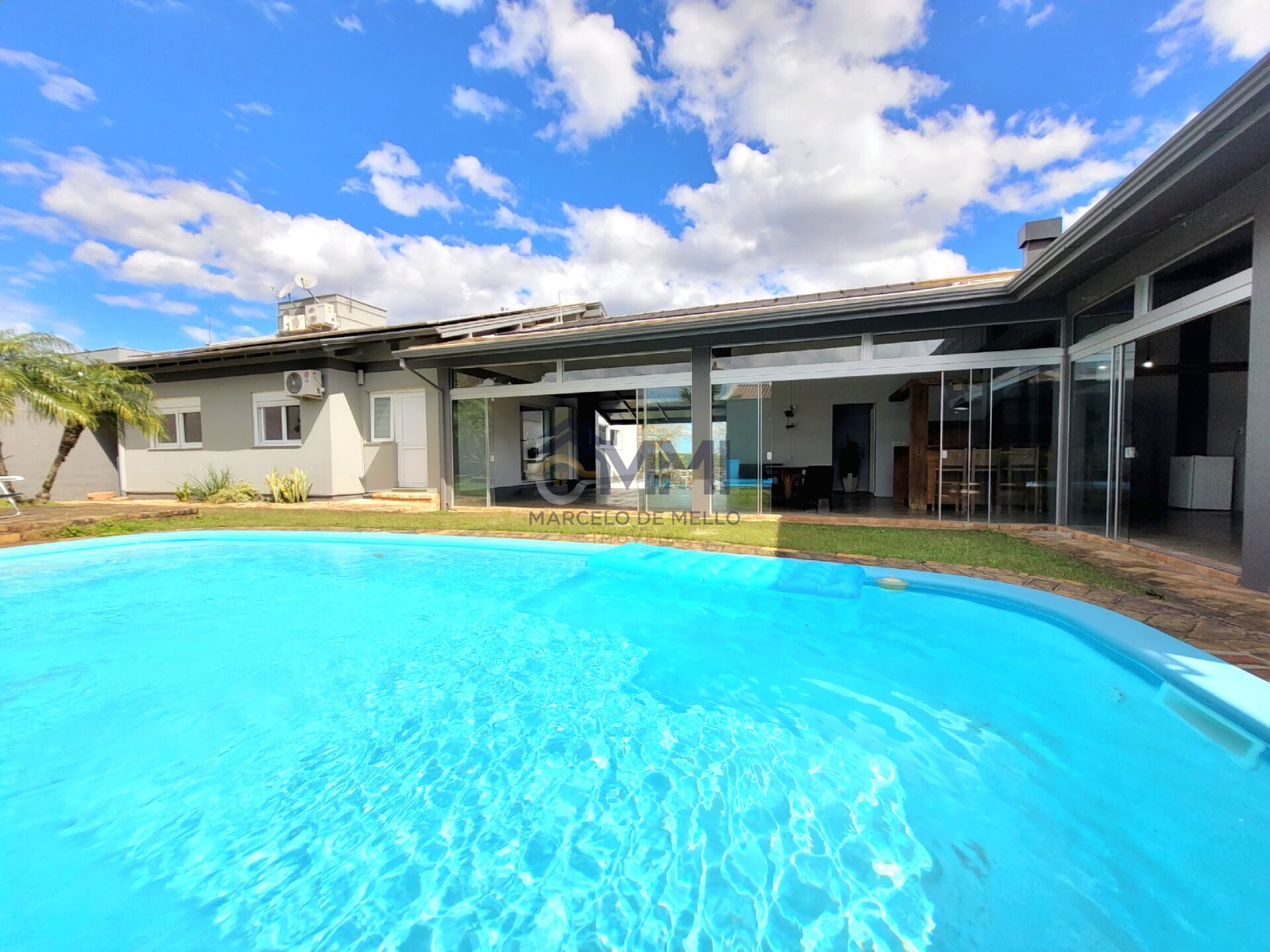 Casa, 3 quartos, 254 m² - Foto 1