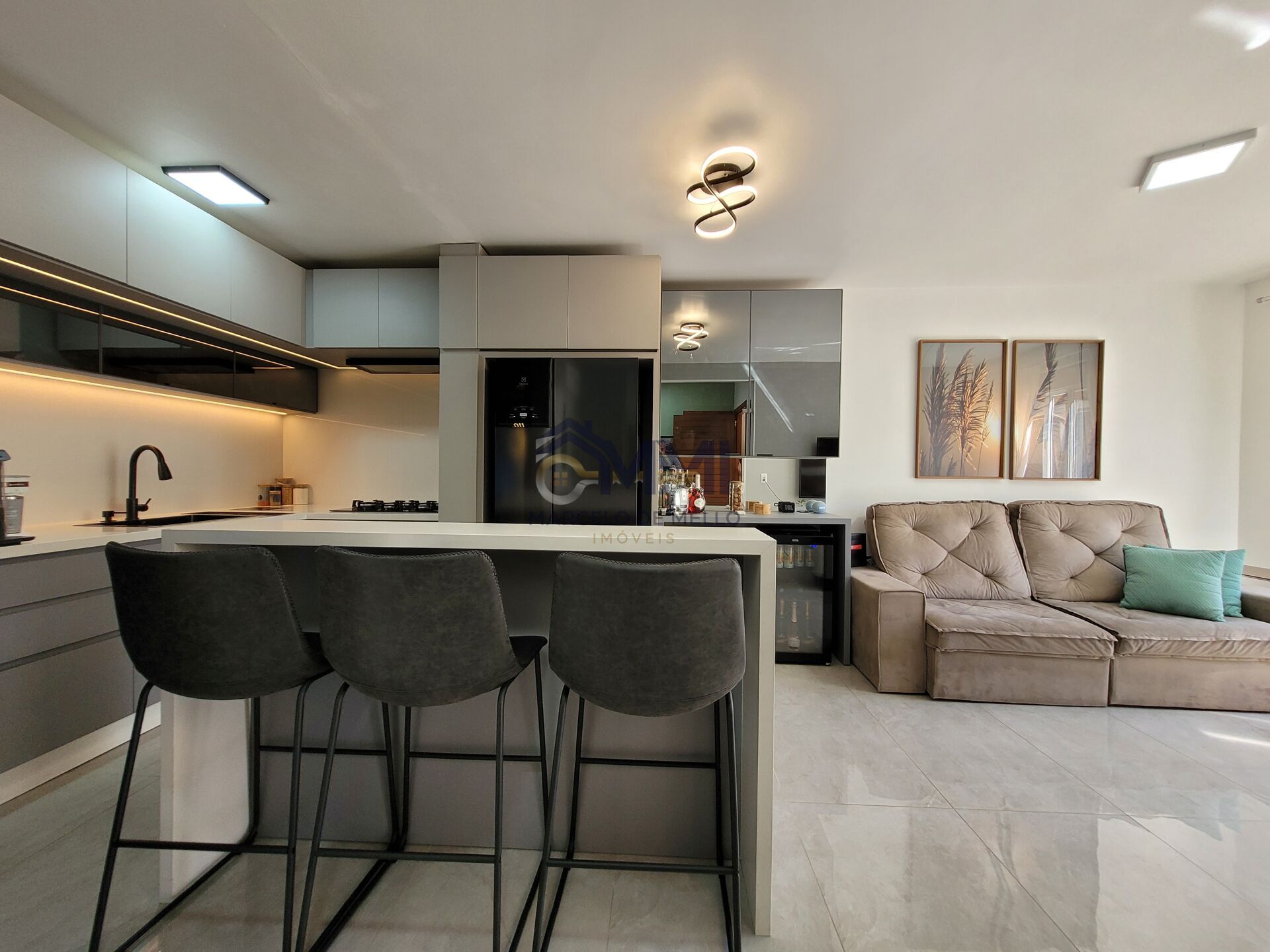 Casa de Condomínio para alugar com 3 quartos, 121m² - Foto 4