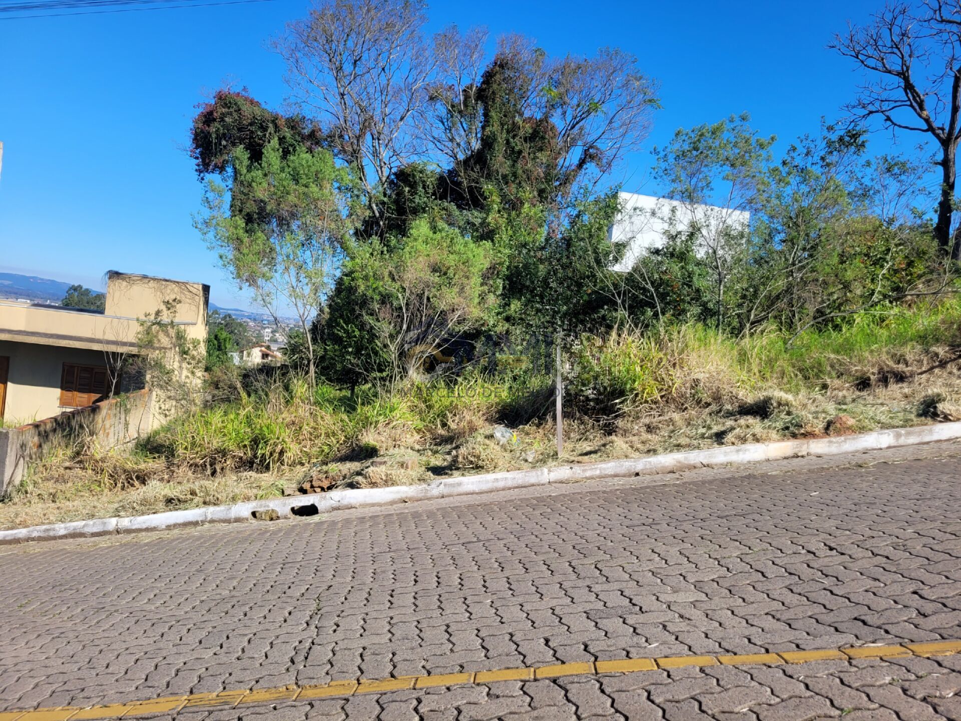 Terreno, 318 m² - Foto 1