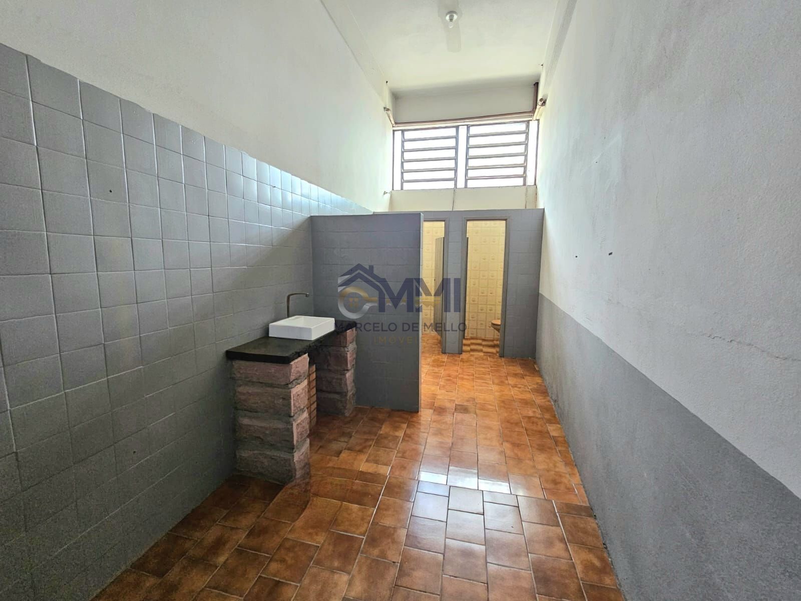Prédio Inteiro para alugar, 1200m² - Foto 4