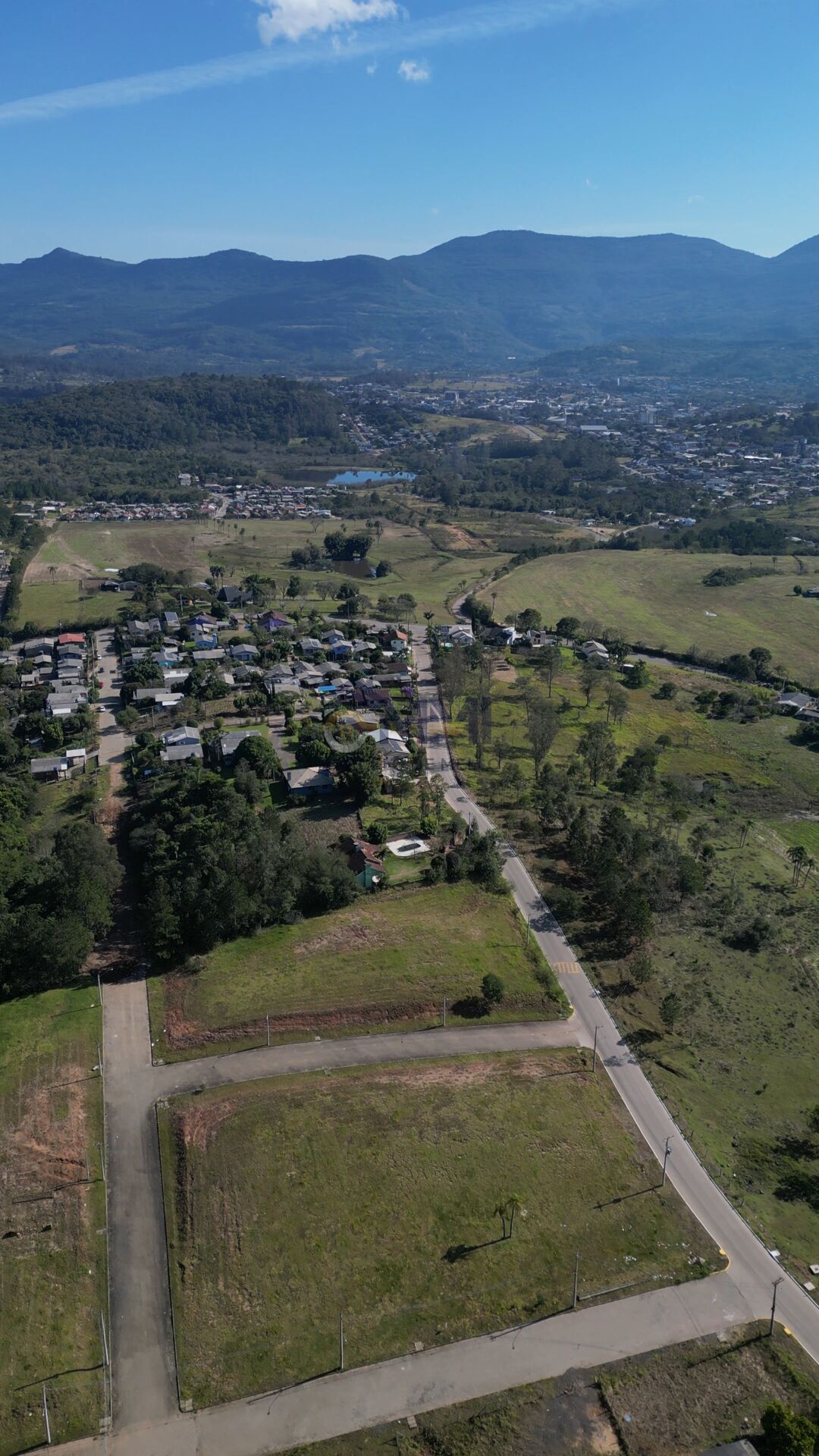 Terreno, 302 m² - Foto 1