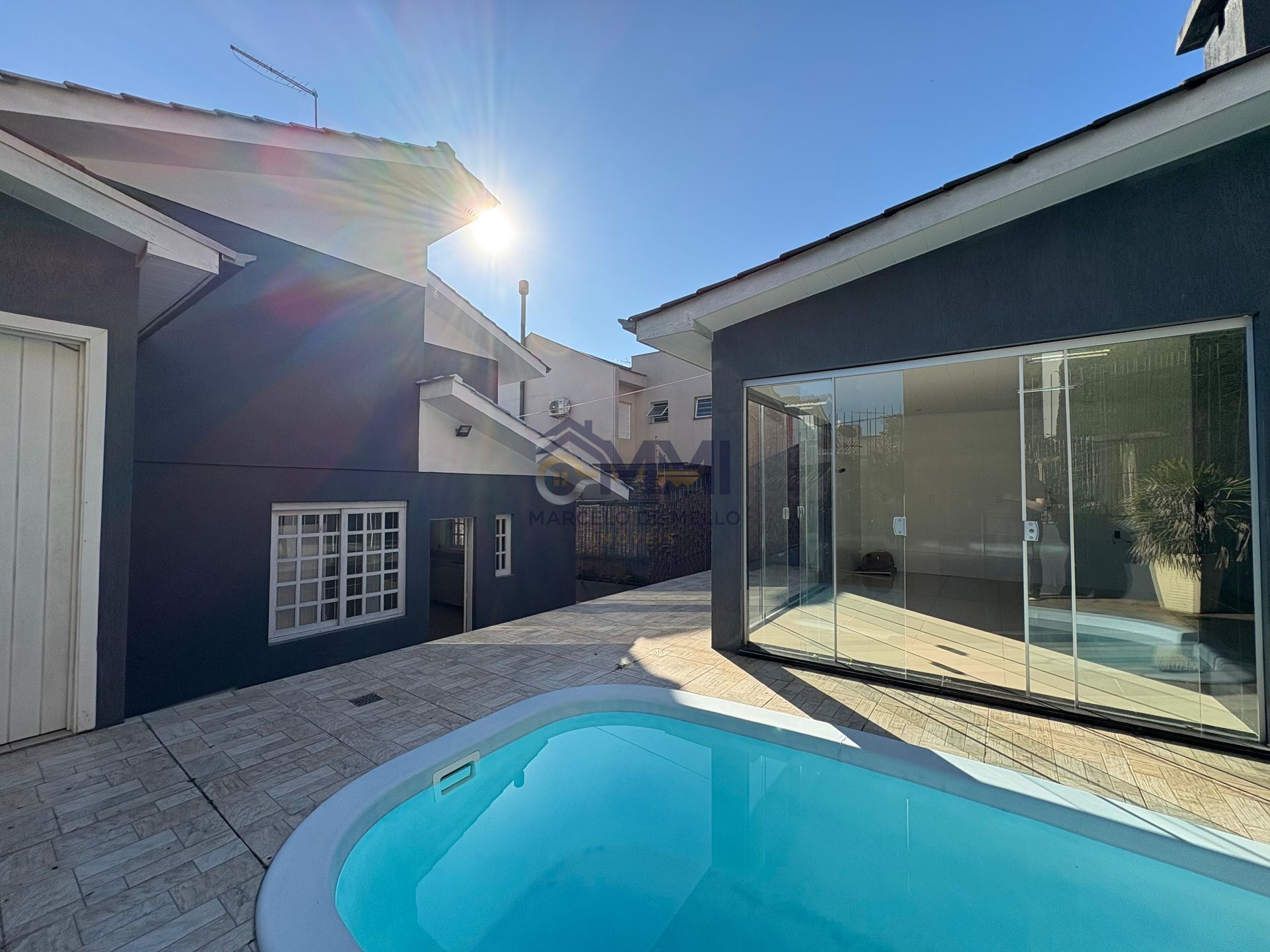 Casa, 3 quartos, 133 m² - Foto 2