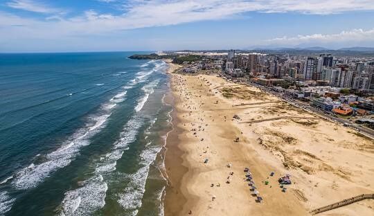 Torres ou Arroio do Sal: onde comprar terreno agora que o porto está chegando?