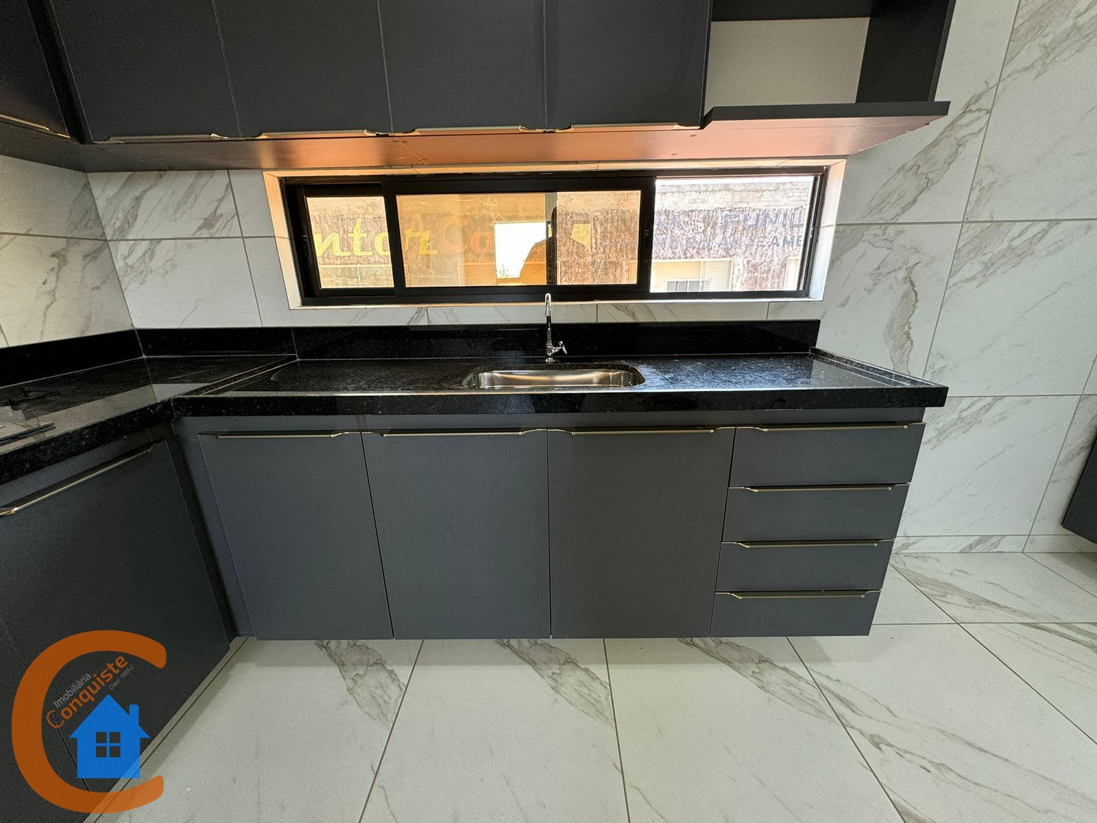 Apartamento para alugar com 2 quartos, 160m² - Foto 10