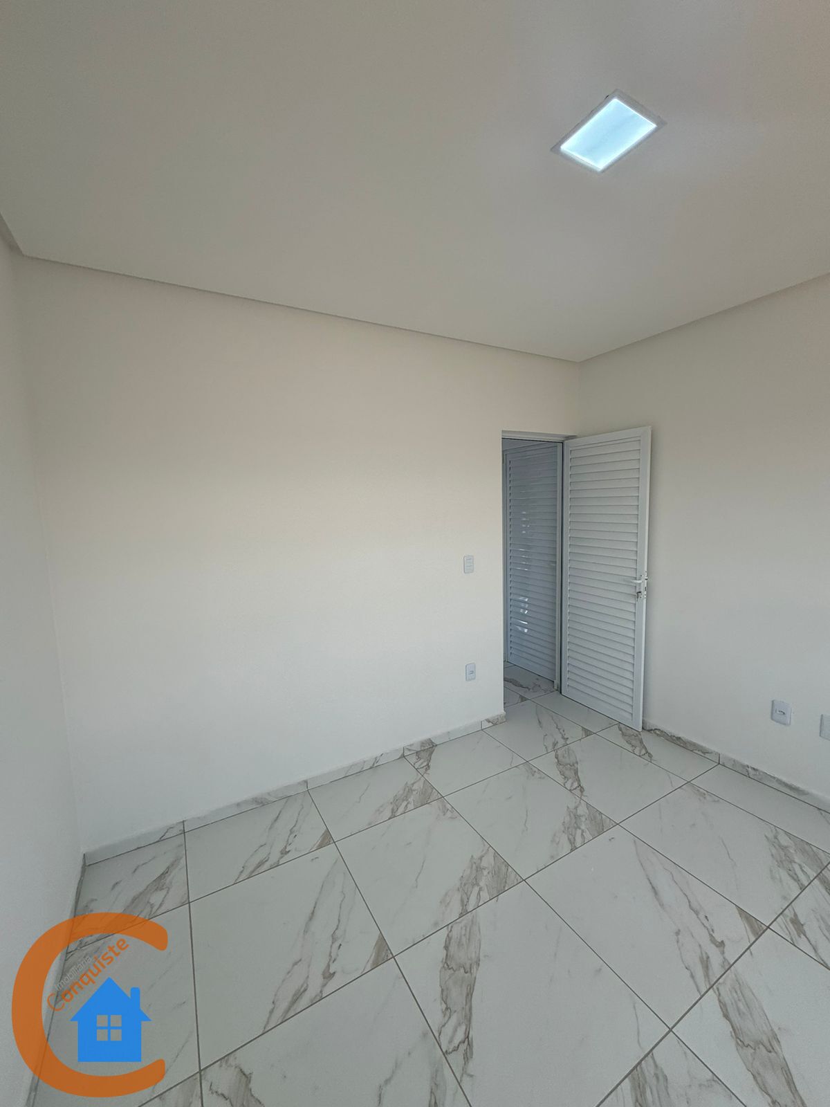 Apartamento para alugar com 2 quartos, 160m² - Foto 2