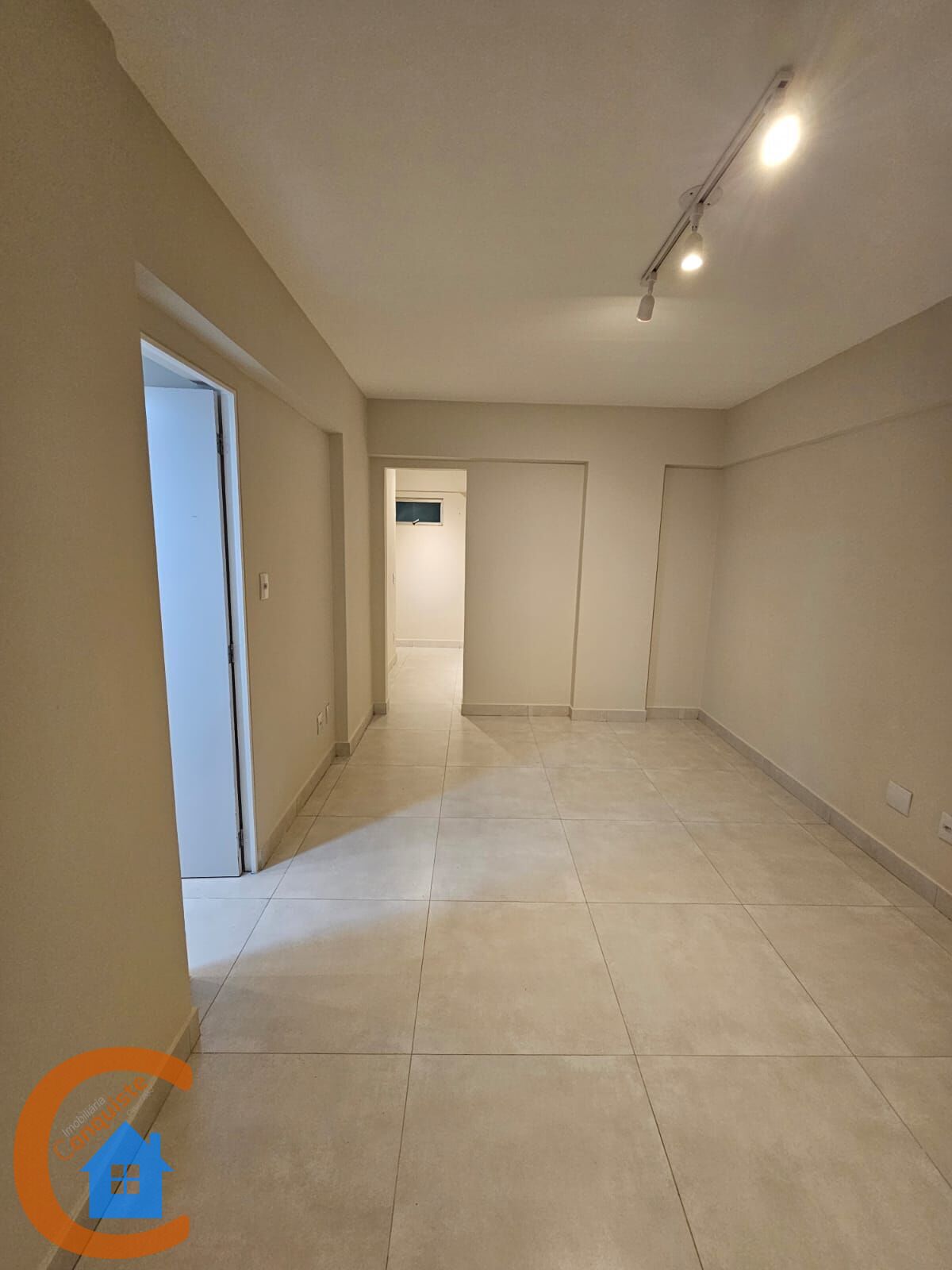 Apartamento à venda com 3 quartos, 125m² - Foto 5