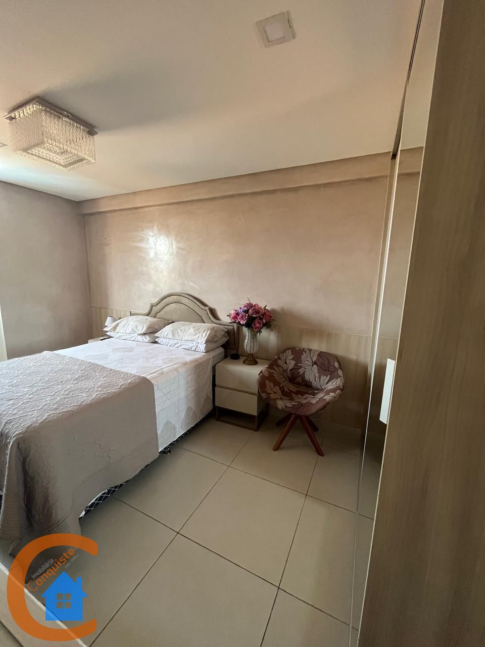 Apartamento à venda com 2 quartos, 61m² - Foto 13