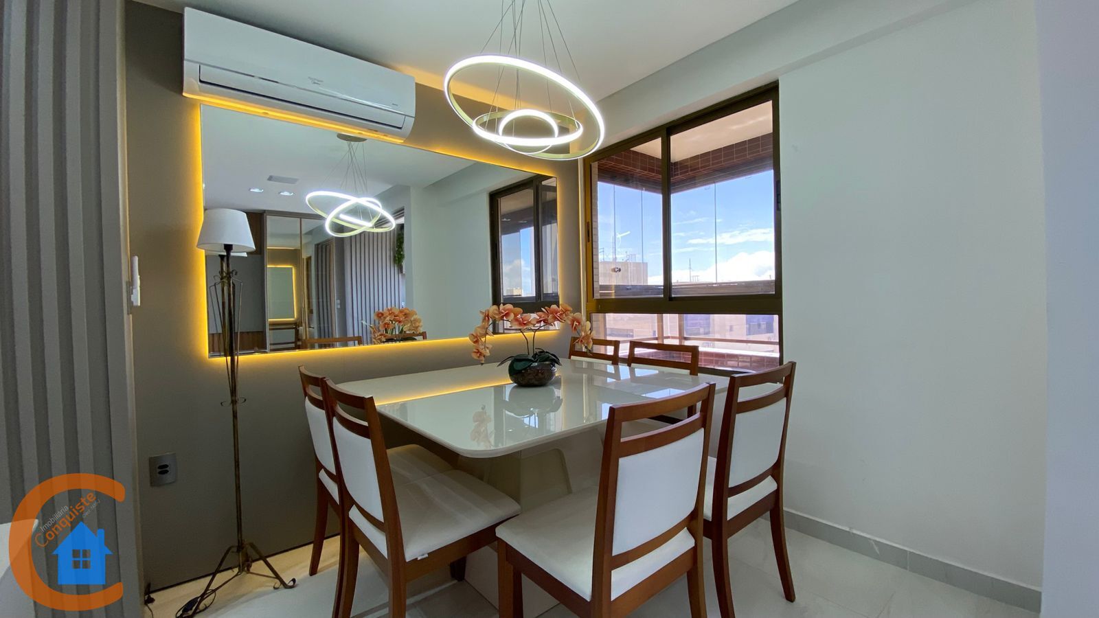 Apartamento à venda com 2 quartos, 90m² - Foto 2