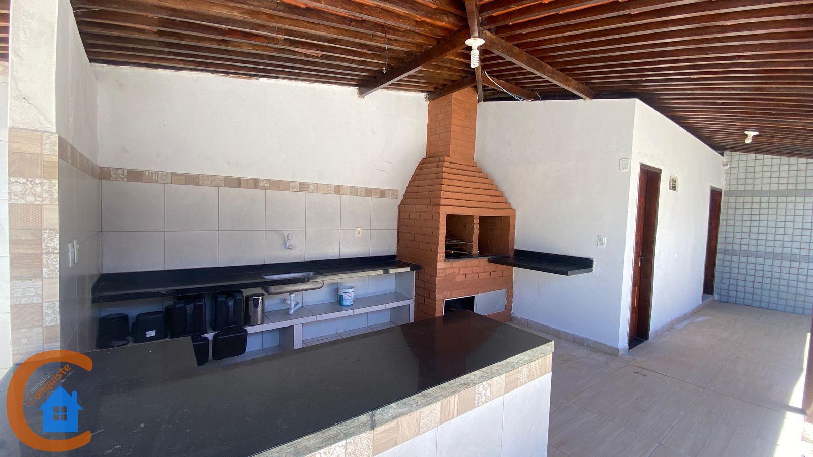 Casa para alugar com 3 quartos, 200m² - Foto 4