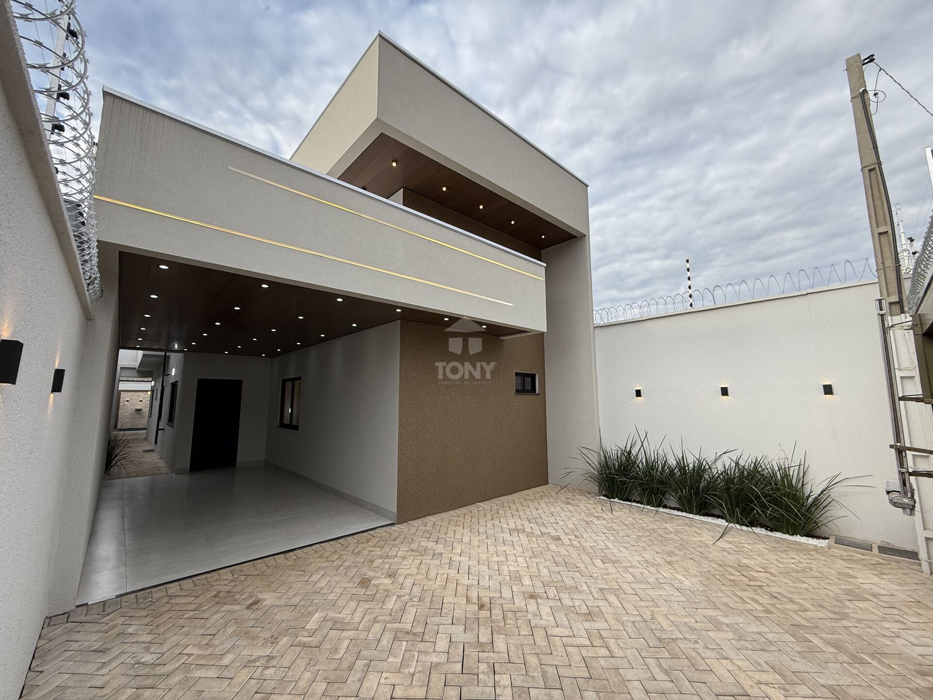 Casa à venda com 3 quartos, 160m² - Foto 2
