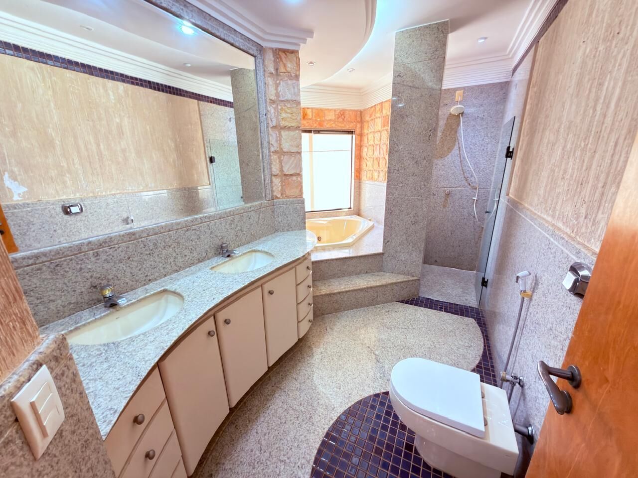 Sobrado, 4 quartos, 313 m² - Foto 25