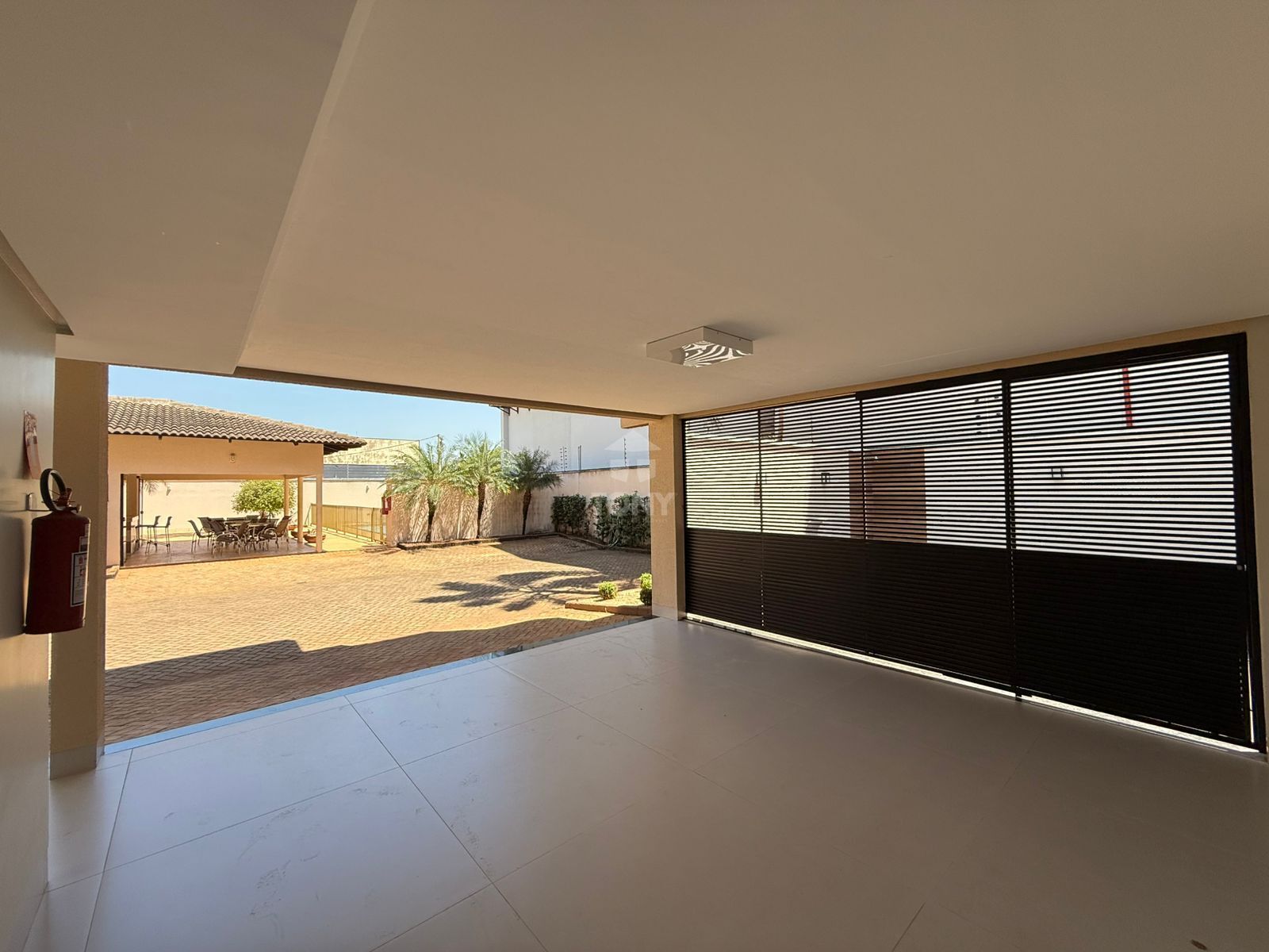 Casa à venda com 4 quartos, 232m² - Foto 14