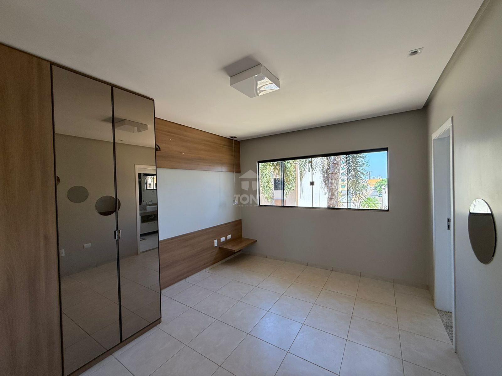 Casa à venda com 4 quartos, 232m² - Foto 44