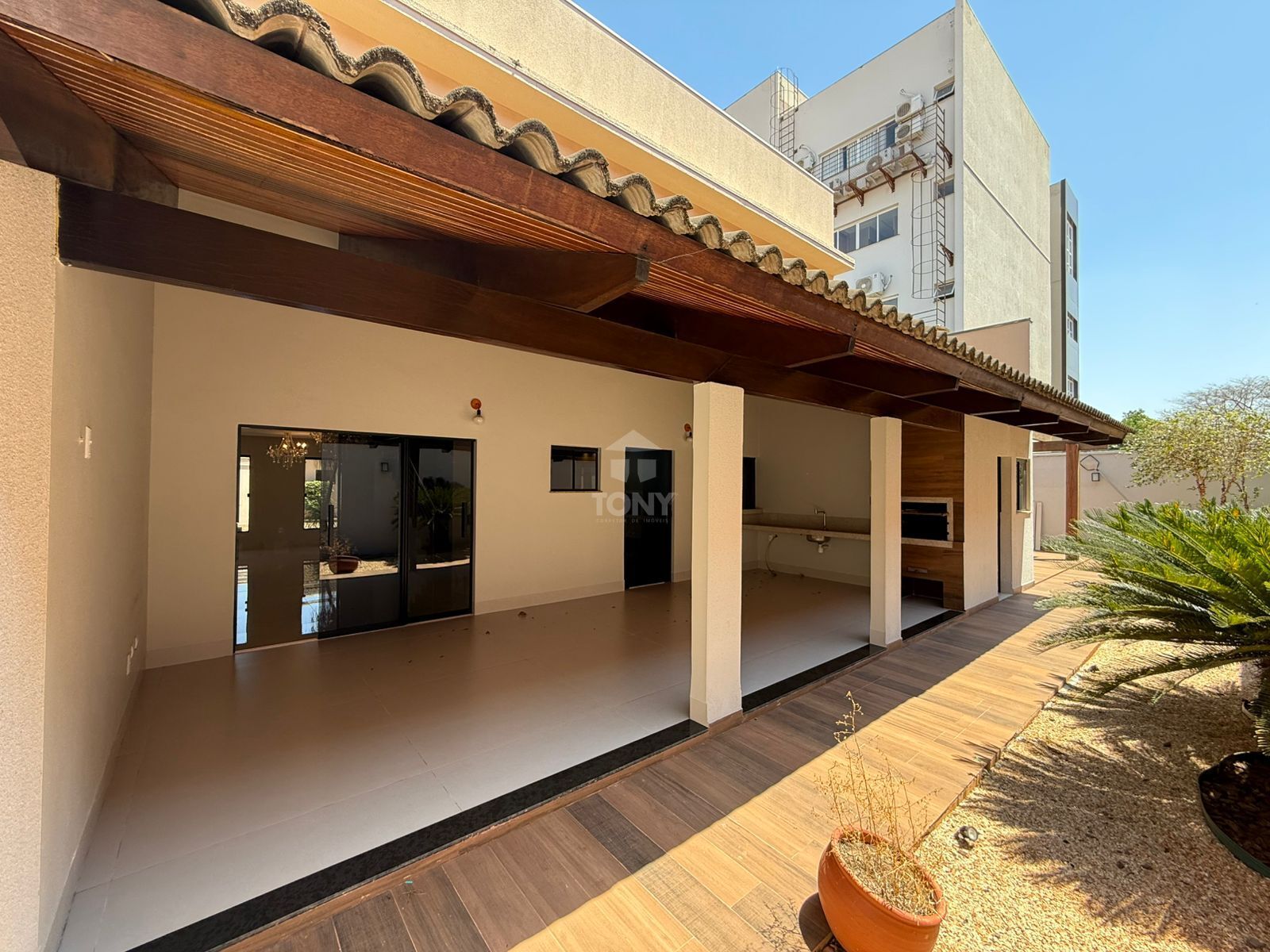 Casa à venda com 4 quartos, 232m² - Foto 26