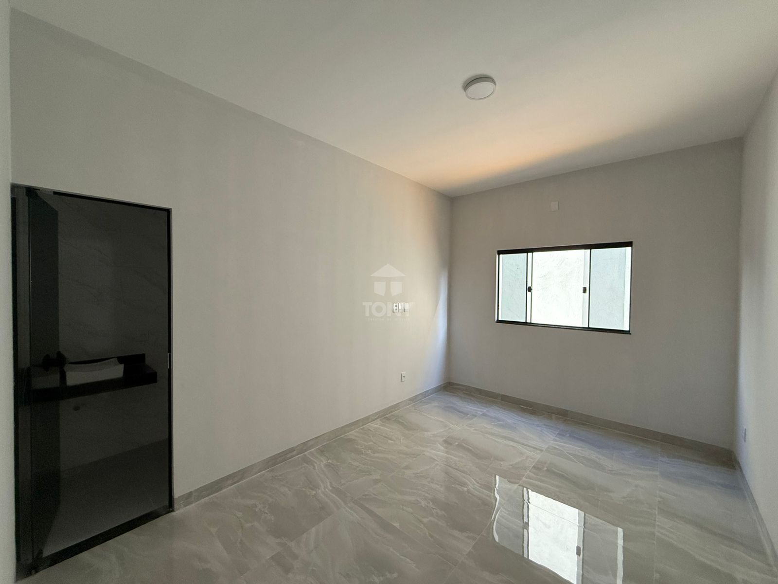 Casa à venda com 3 quartos, 107m² - Foto 9
