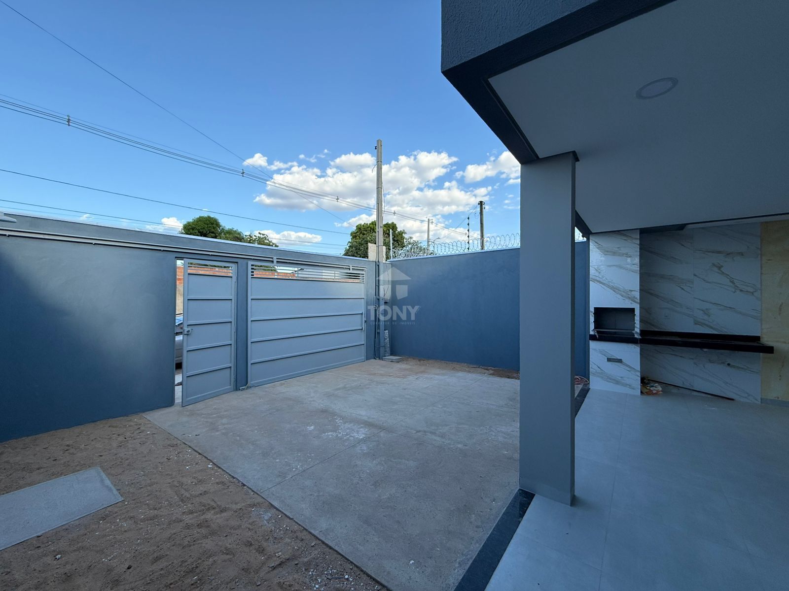 Casa à venda com 3 quartos, 107m² - Foto 2