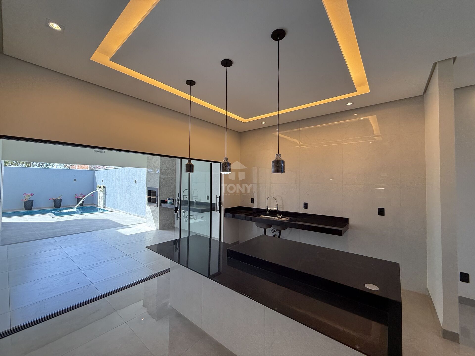 Casa à venda com 3 quartos, 155m² - Foto 7
