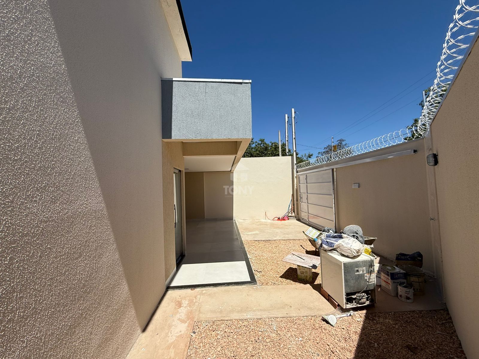 Casa à venda com 3 quartos, 102m² - Foto 2