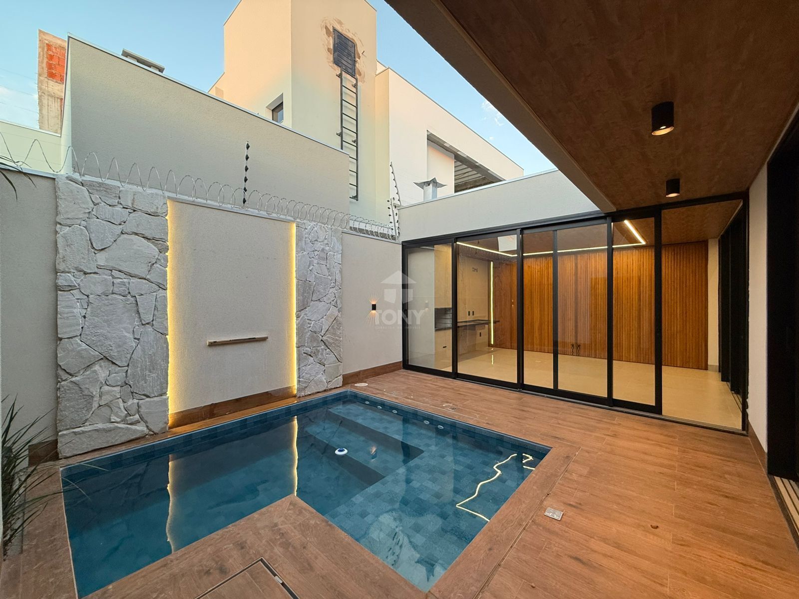 Casa à venda com 3 quartos, 207m² - Foto 6