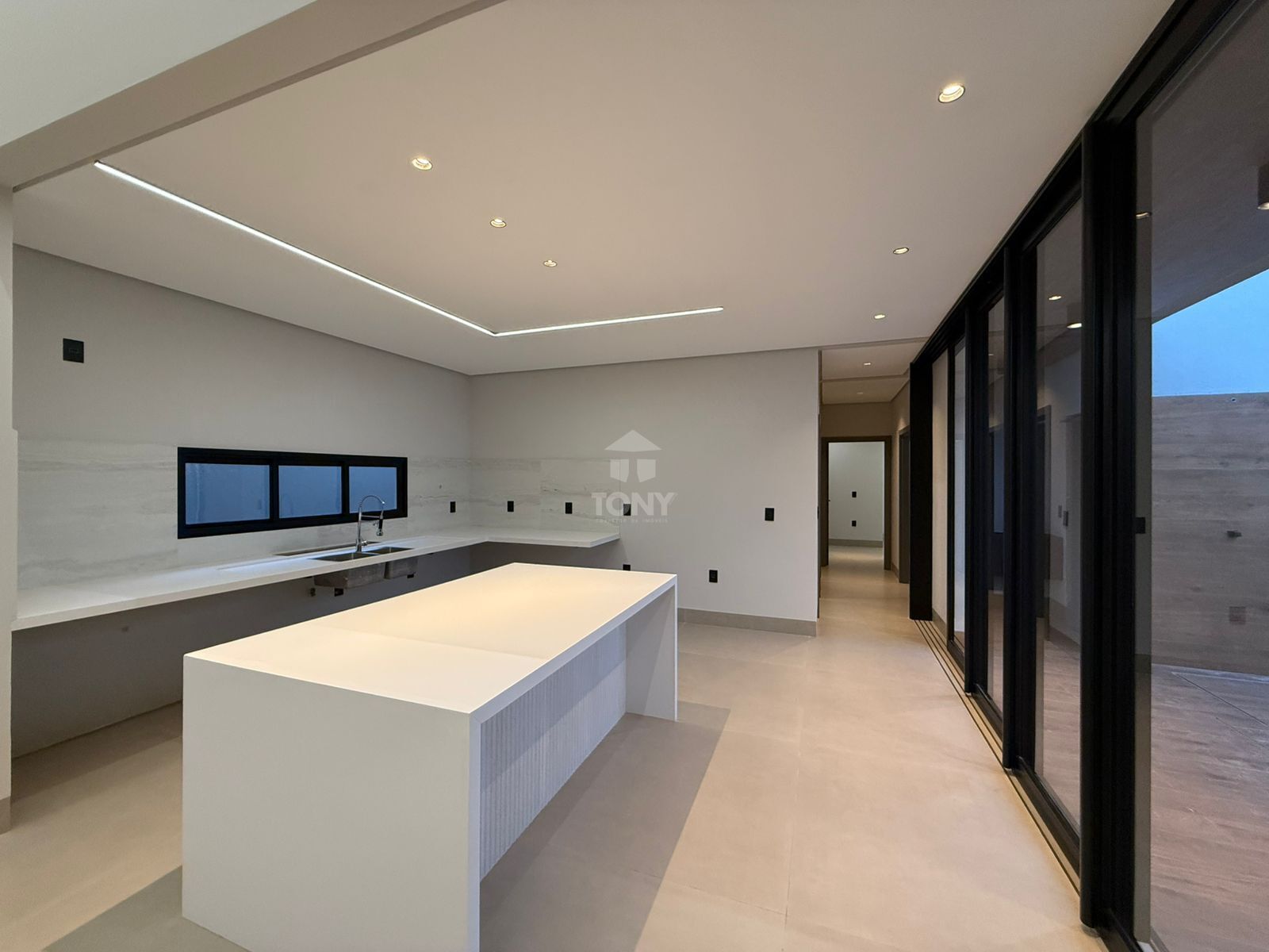 Casa à venda com 3 quartos, 207m² - Foto 7