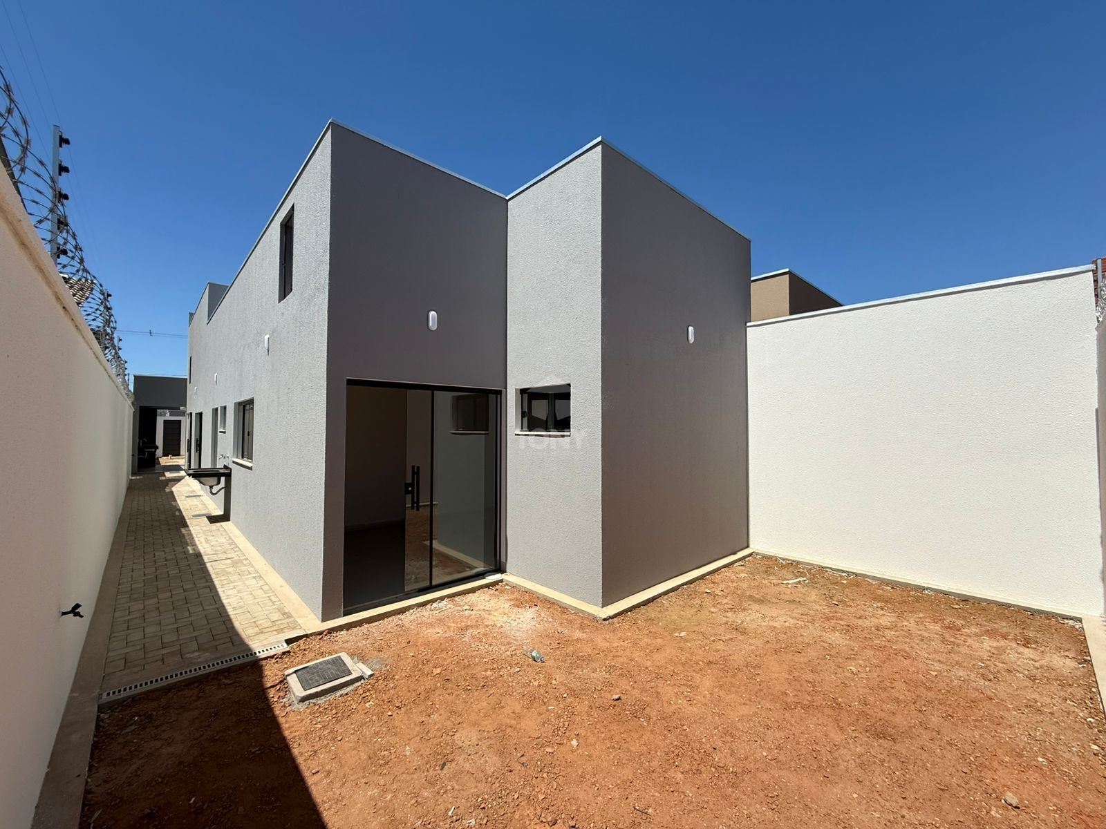 Casa à venda com 3 quartos, 112m² - Foto 5