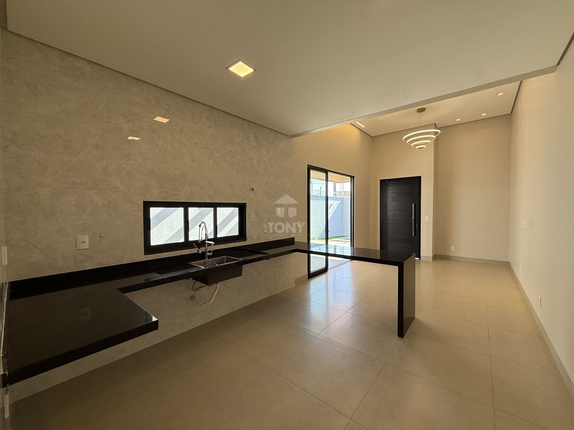 Casa à venda com 3 quartos, 126m² - Foto 4