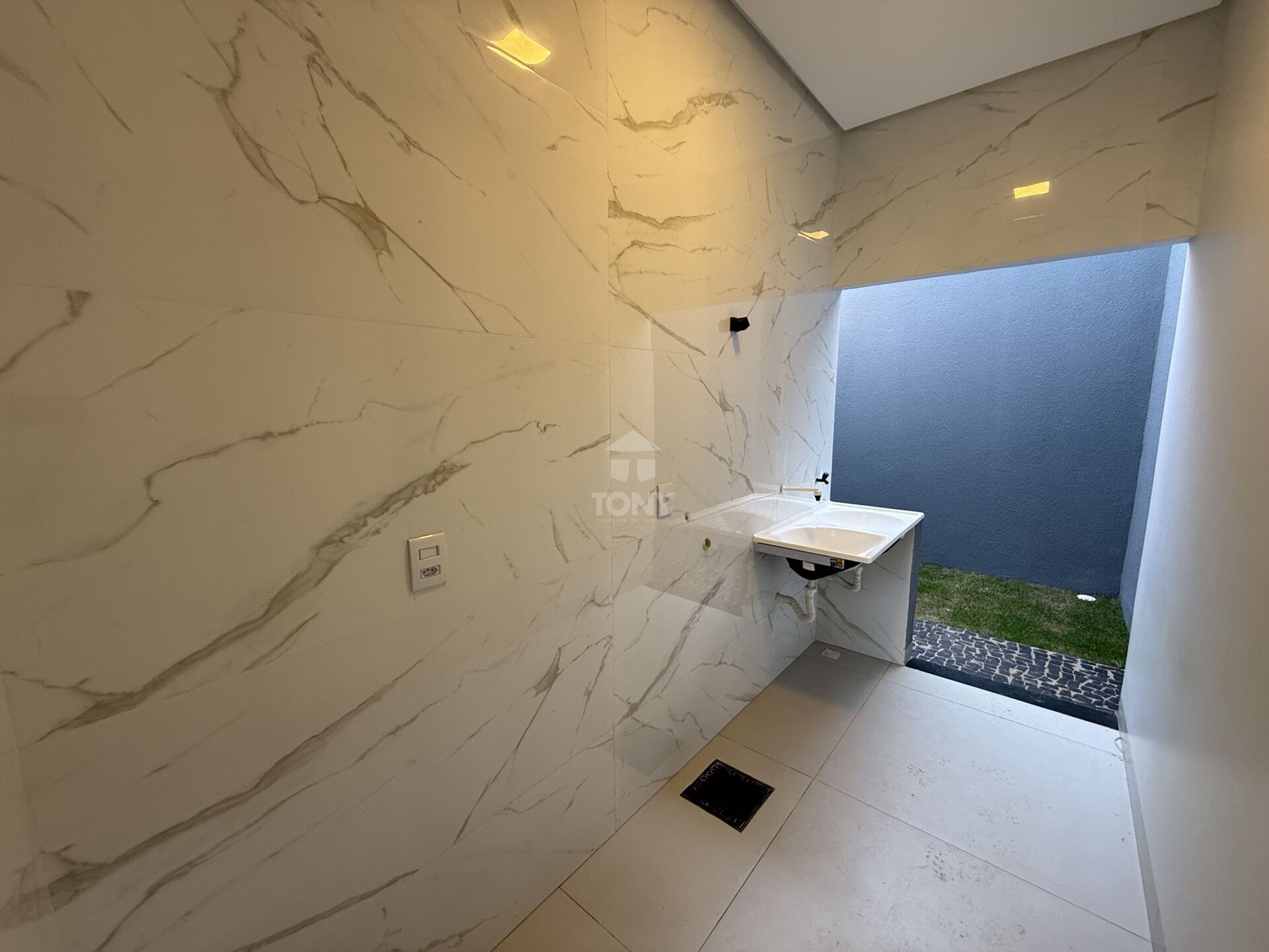 Casa à venda com 3 quartos, 120m² - Foto 17