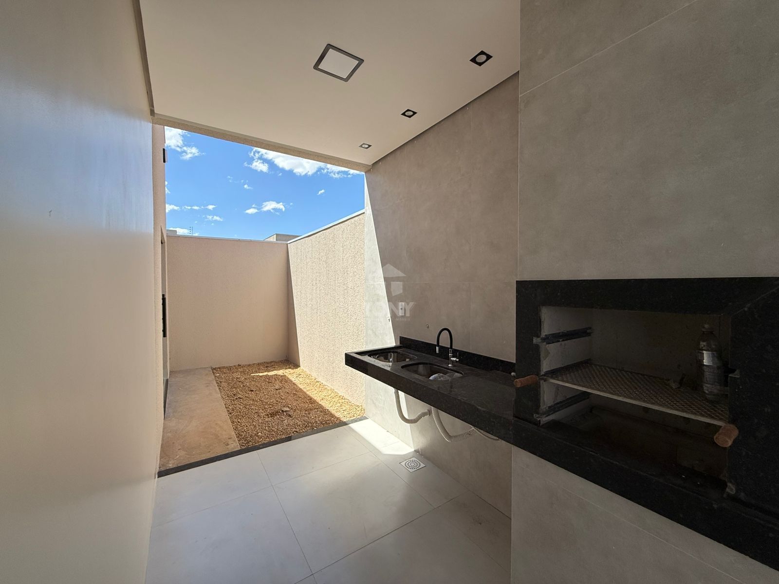 Casa à venda com 3 quartos, 105m² - Foto 6