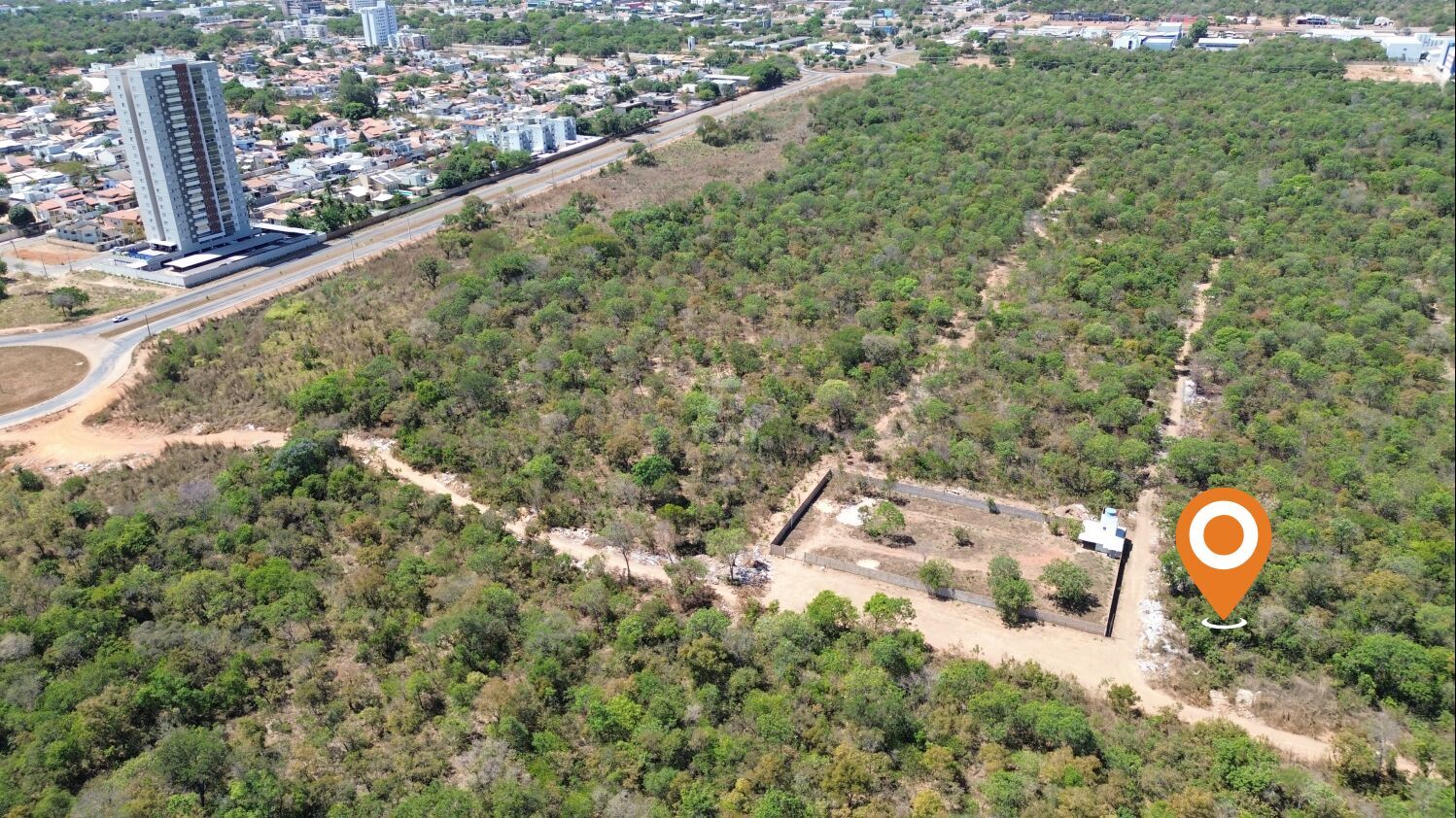 Terreno à venda, 367m² - Foto 1