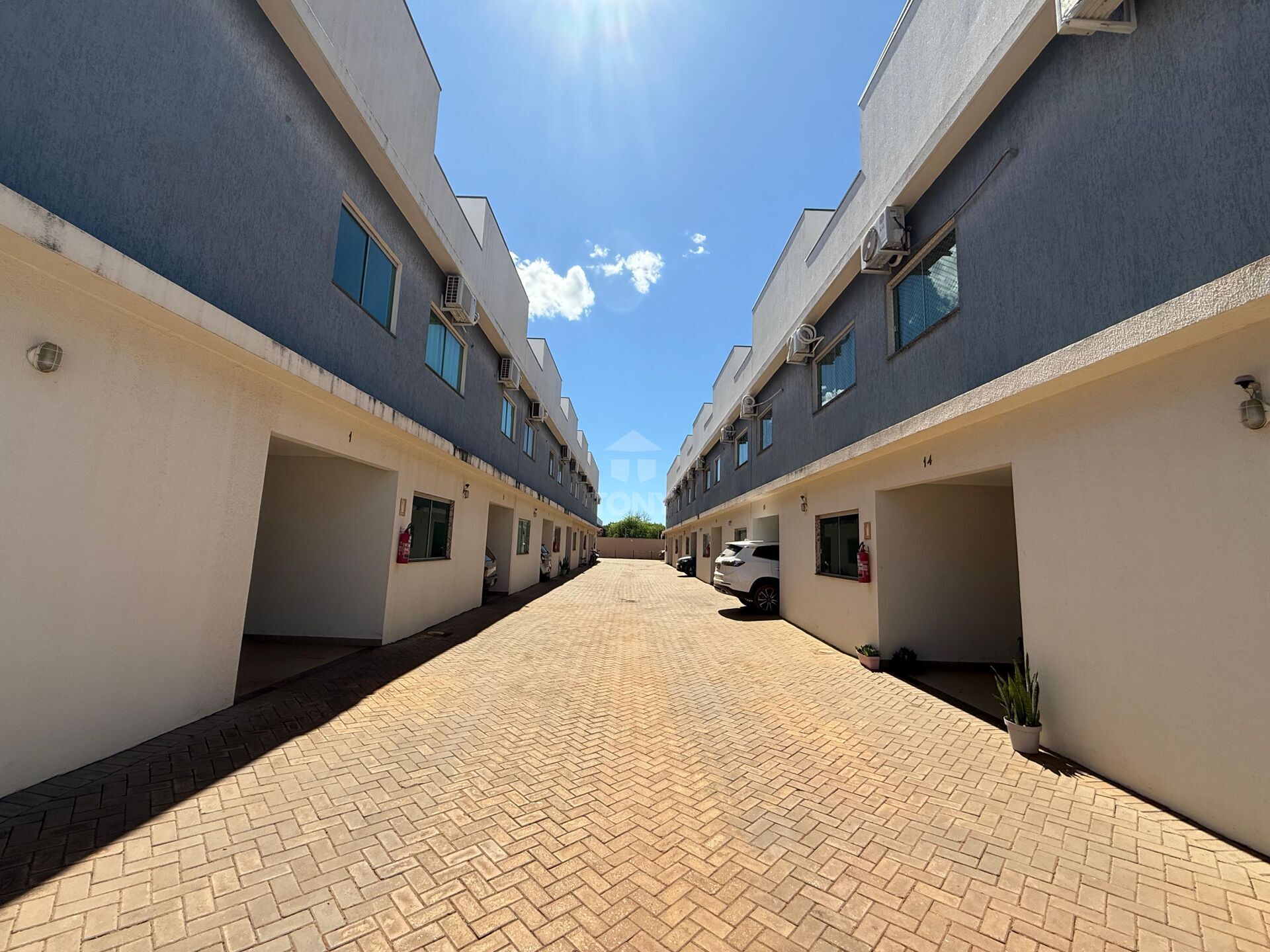 Sobrado à venda com 3 quartos, 108m² - Foto 2