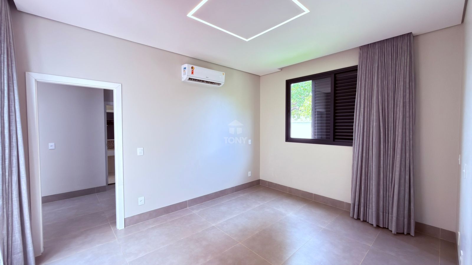 Casa, 3 quartos, 328 m² - Foto 34