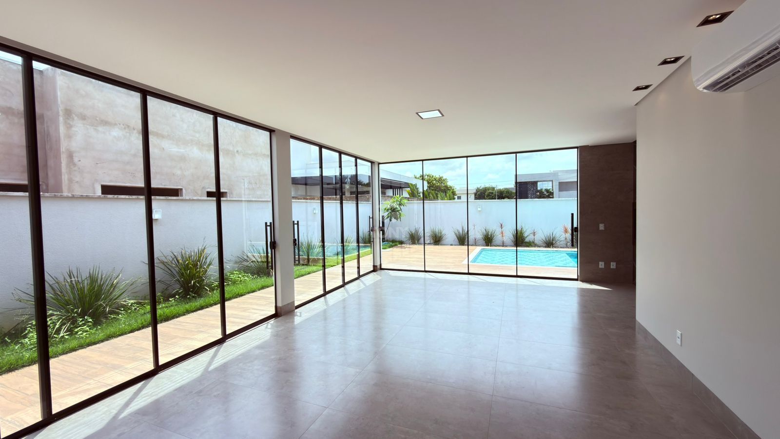 Casa, 3 quartos, 328 m² - Foto 10