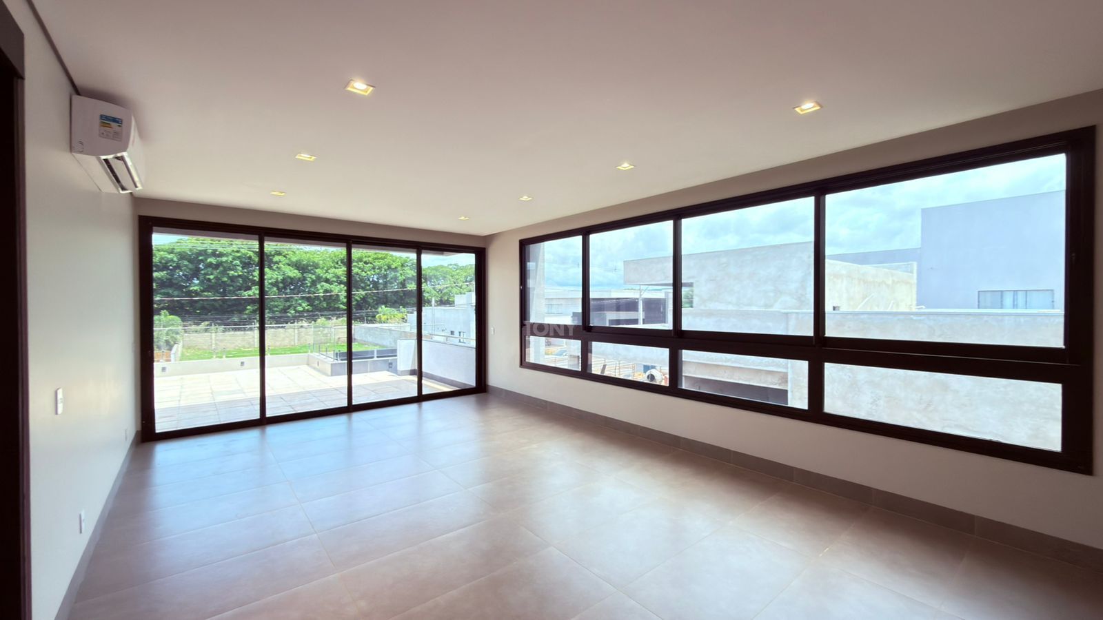 Casa, 3 quartos, 328 m² - Foto 25