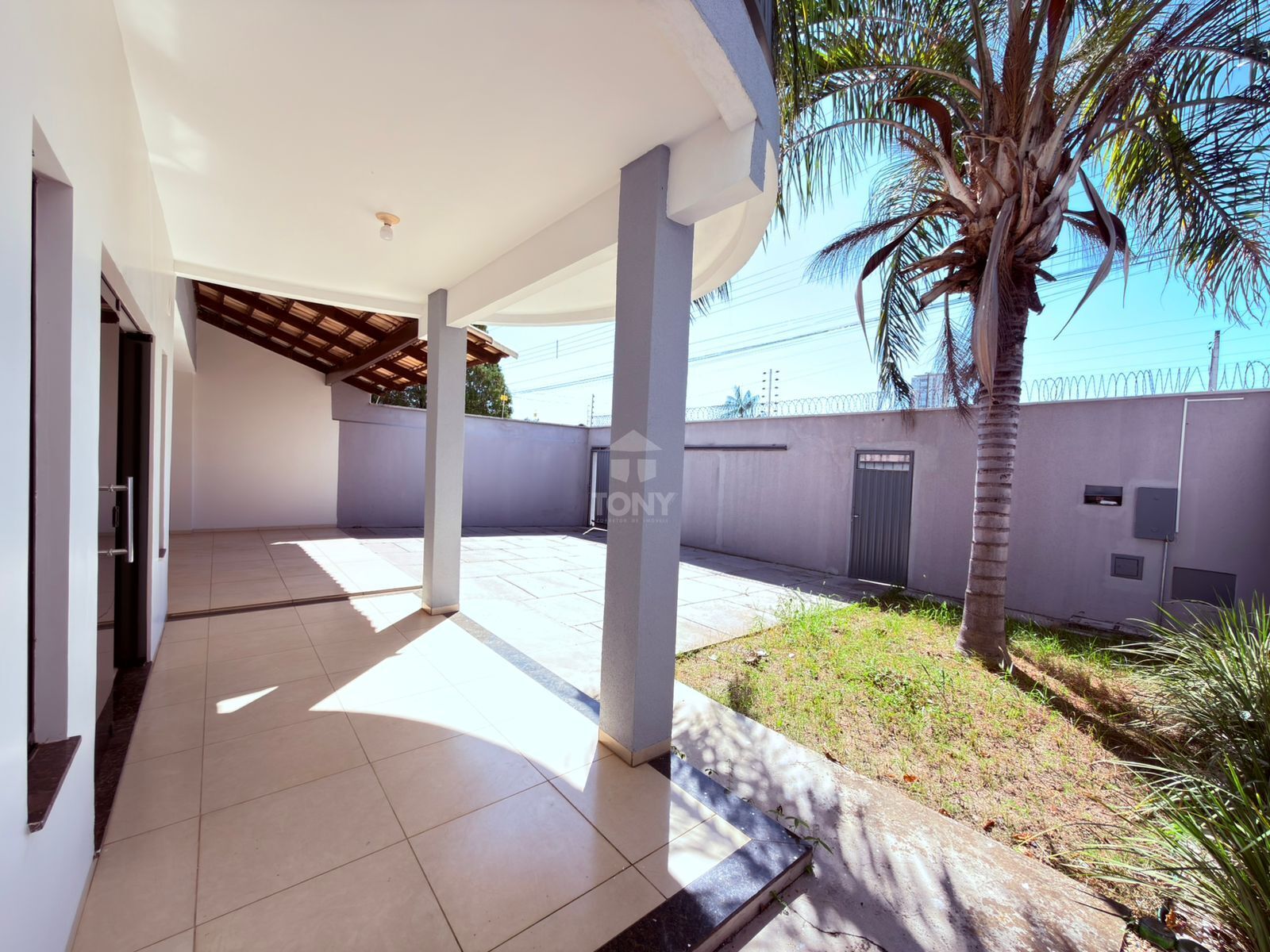 Sobrado, 6 quartos, 307 m² - Foto 4