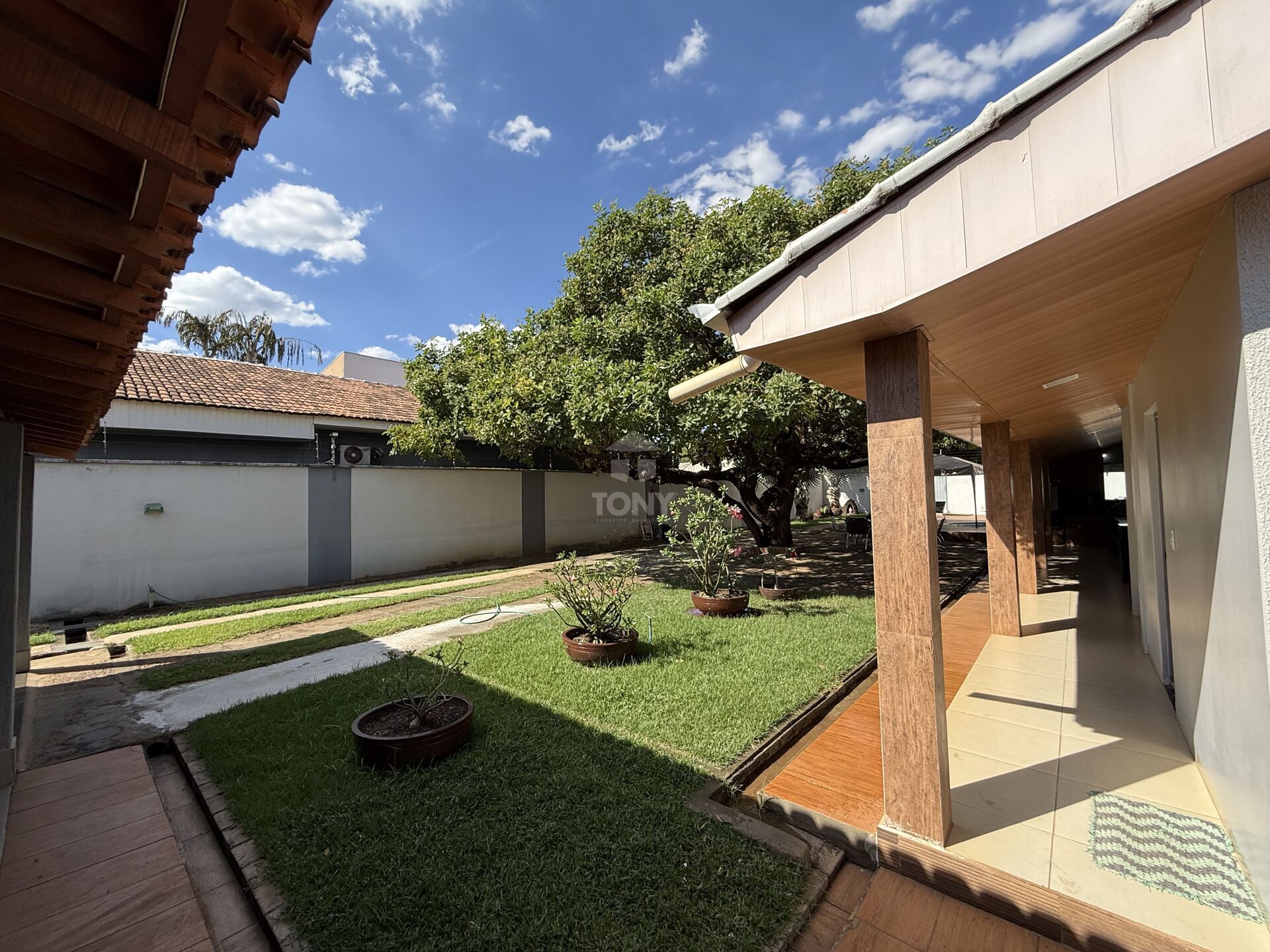 Casa à venda com 4 quartos, 254m² - Foto 7